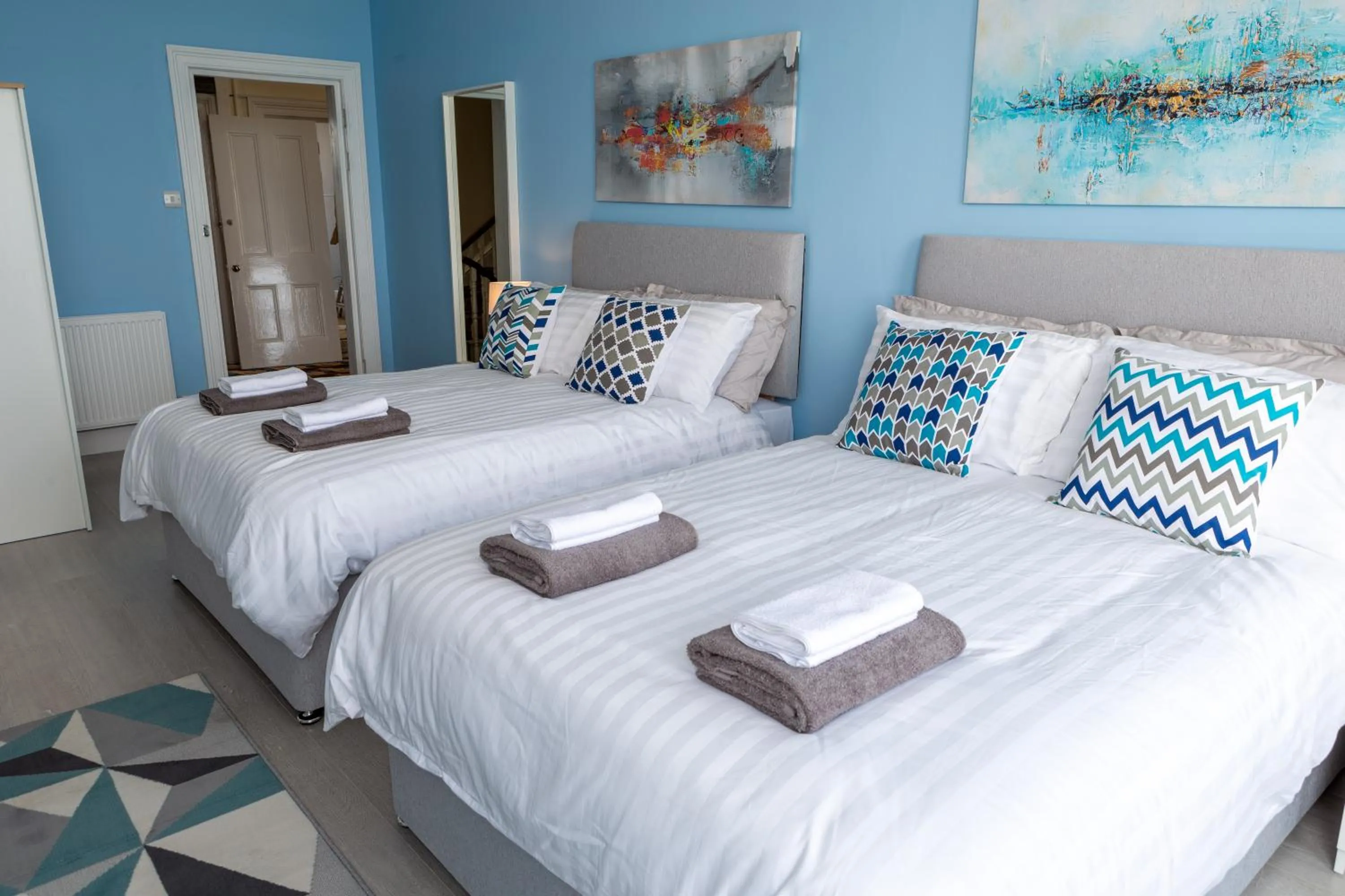 Bedroom, Bed in The Halcyon