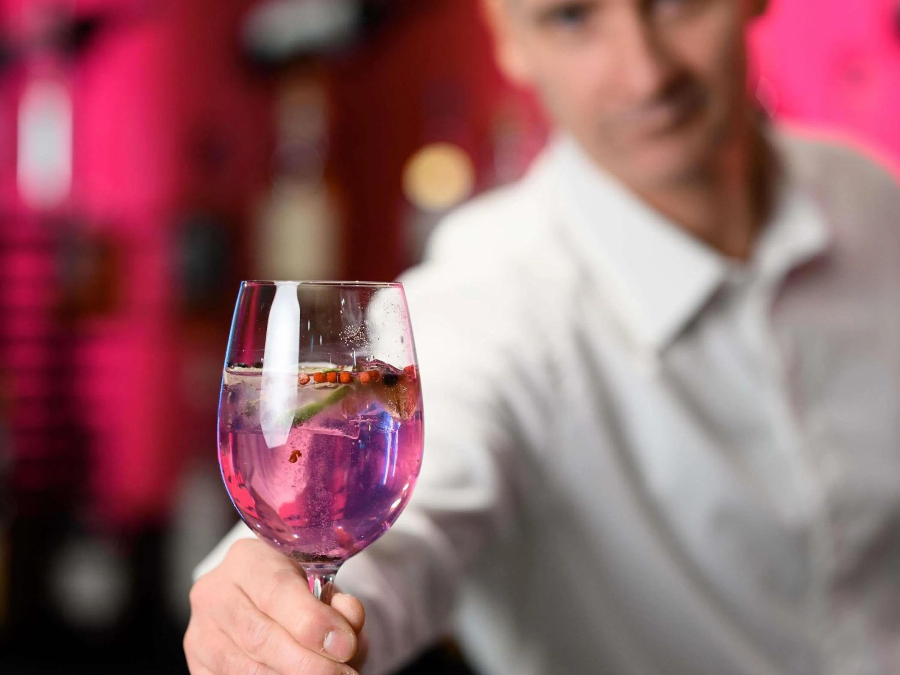 Lounge or bar in Mercure Budapest City Center