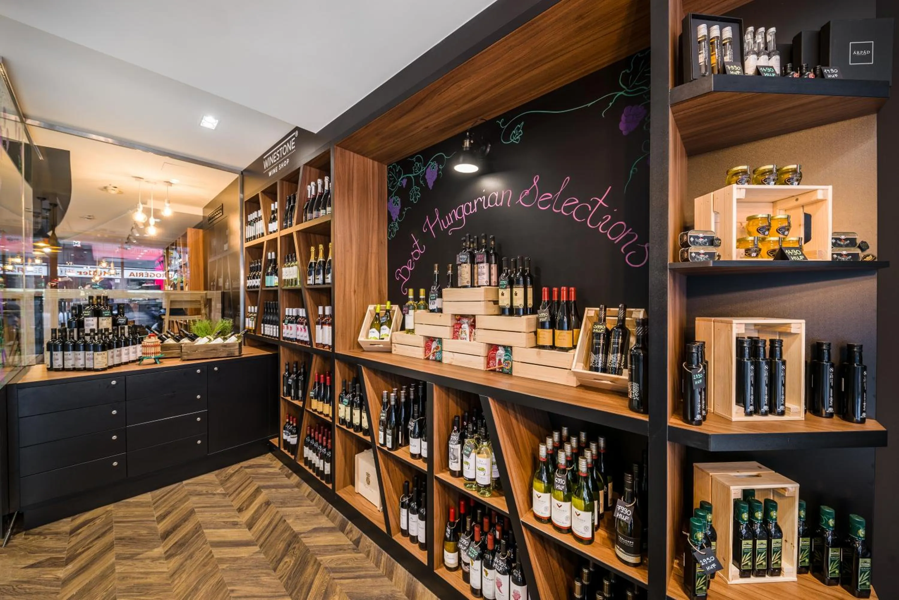 Restaurant/places to eat in Mercure Budapest City Center