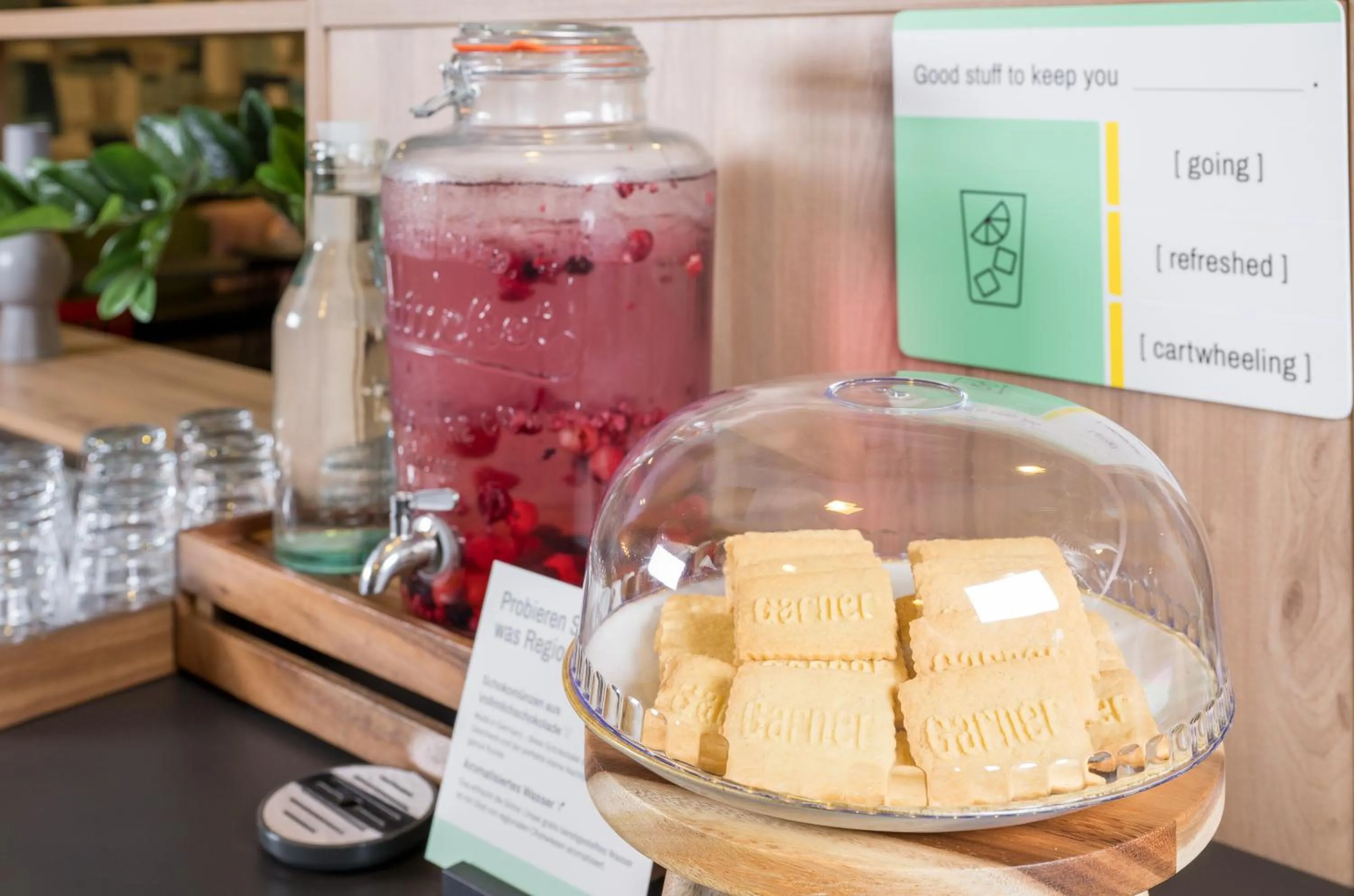 Lobby or reception in Garner Hotel Augsburg Nord by IHG