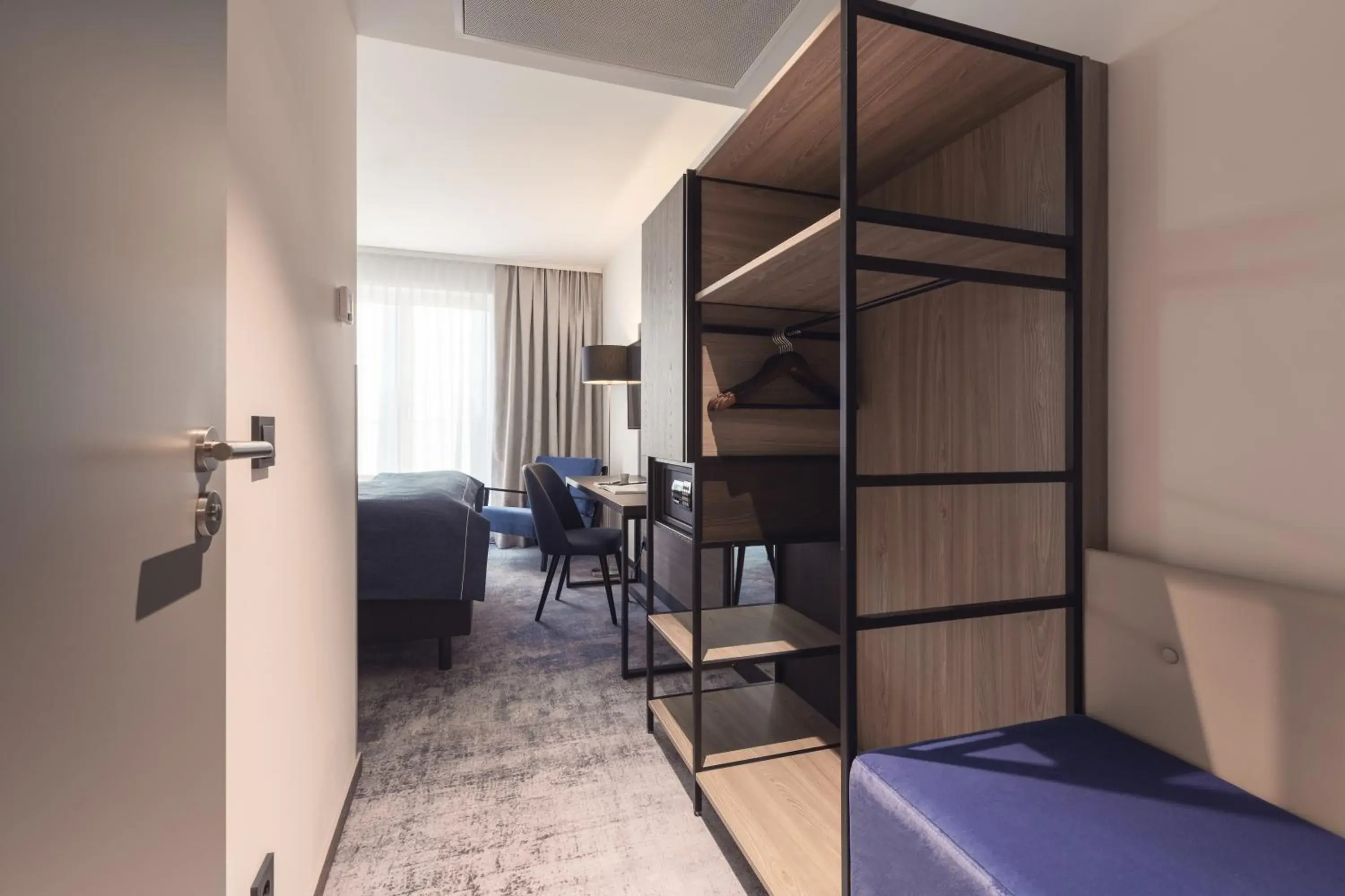 Photo of the whole room, Bed in Garner Hotel Augsburg Nord by IHG Photo of the whole room, Bed in Garner Hotel Augsburg Nord by IHG