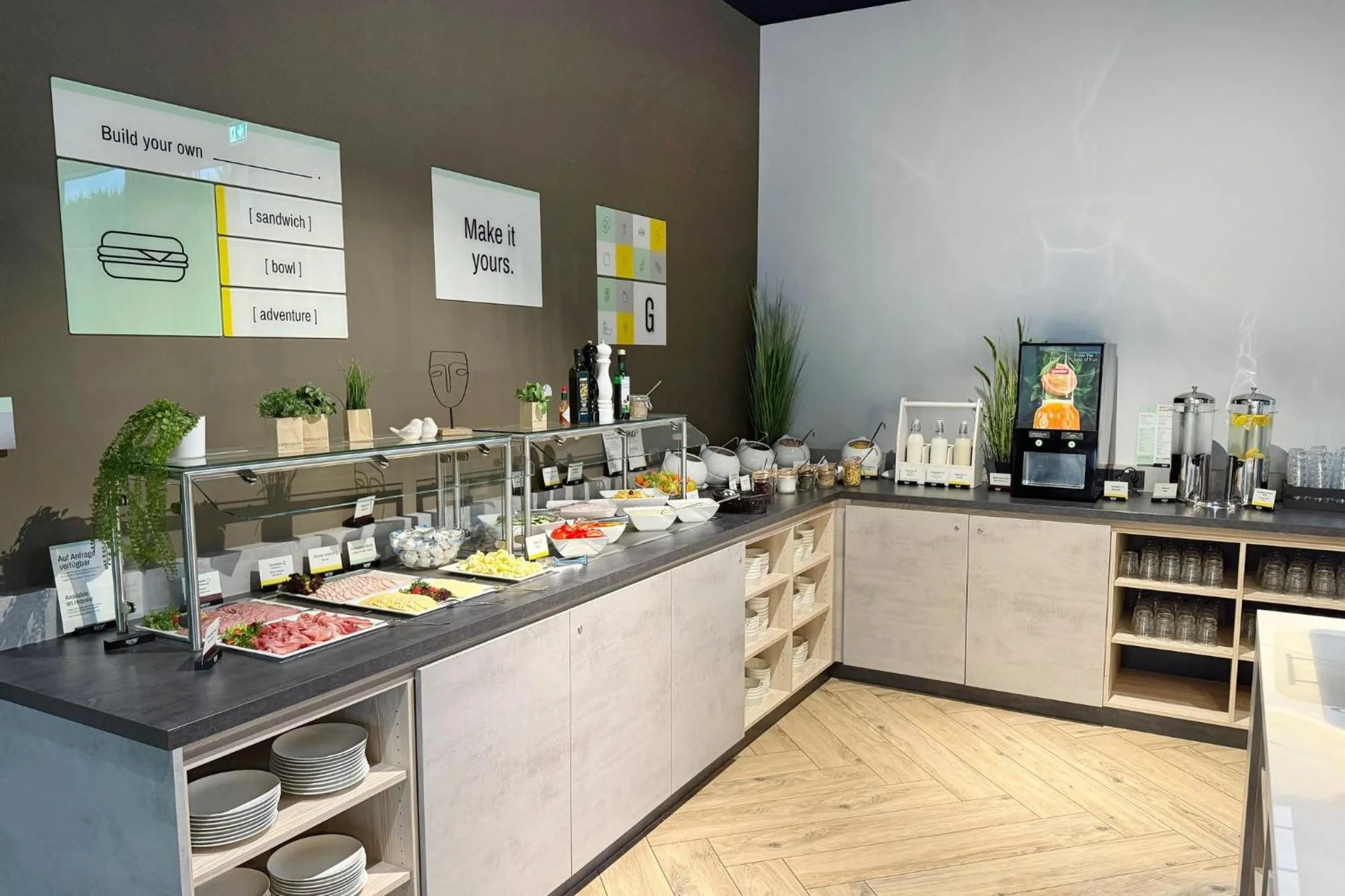 Breakfast in Garner Hotel Augsburg Nord by IHG