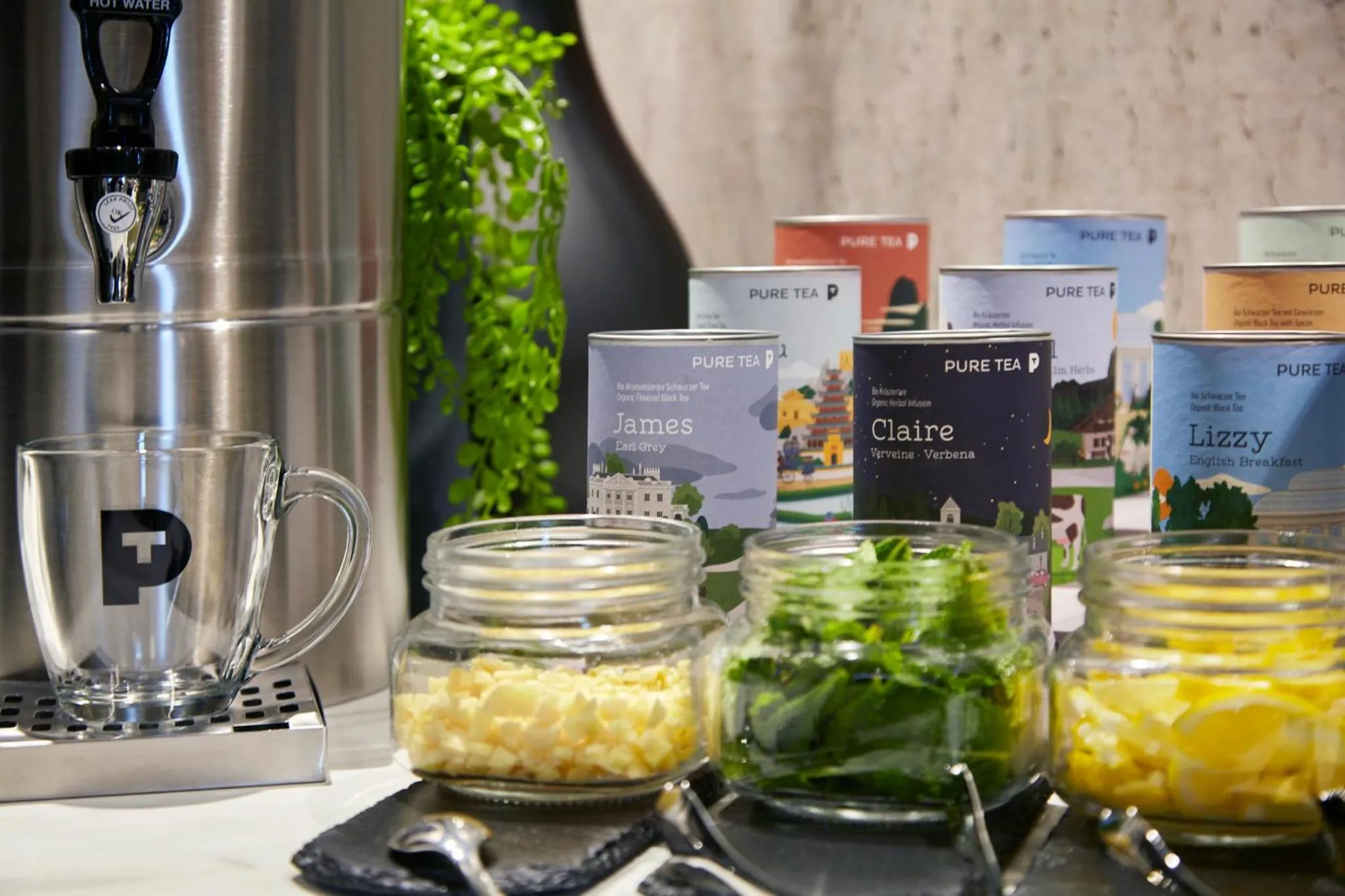 Breakfast in Holiday Inn - the niu, Yen Hamburg City by IHG