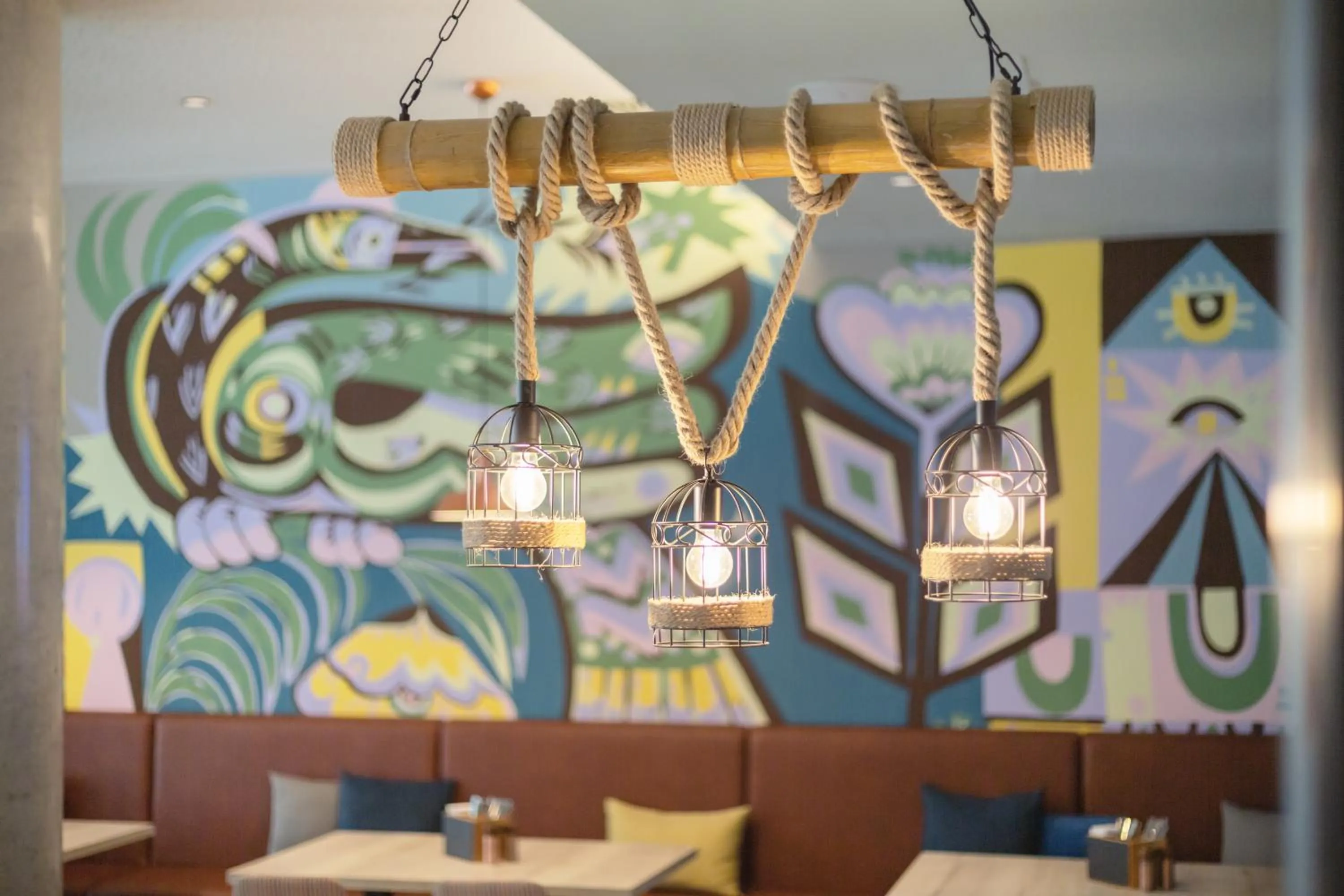 Restaurant/places to eat in Holiday Inn - the niu, Yen Hamburg City by IHG