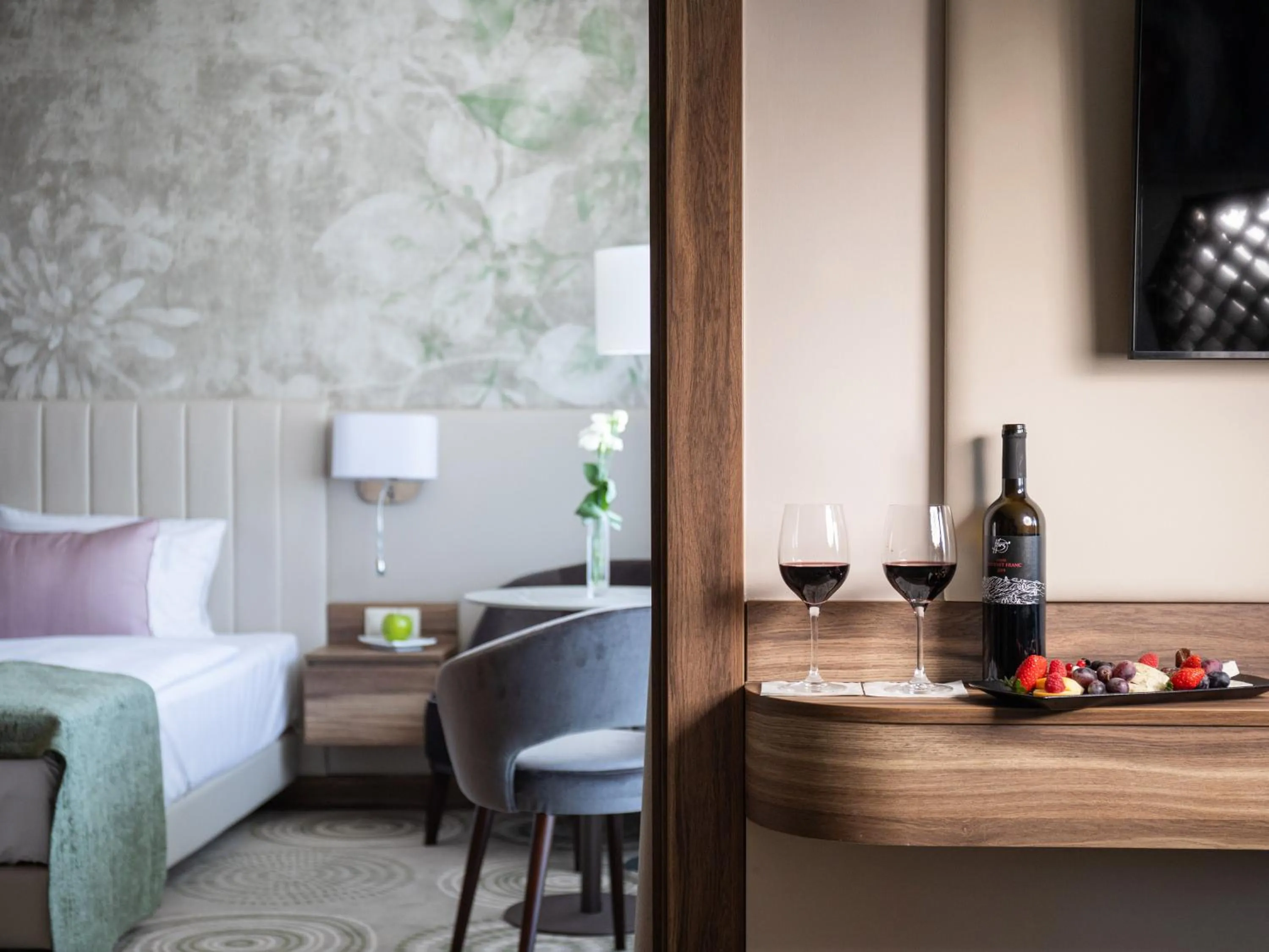 Photo of the whole room in Hotel Carbona Thermal Spa