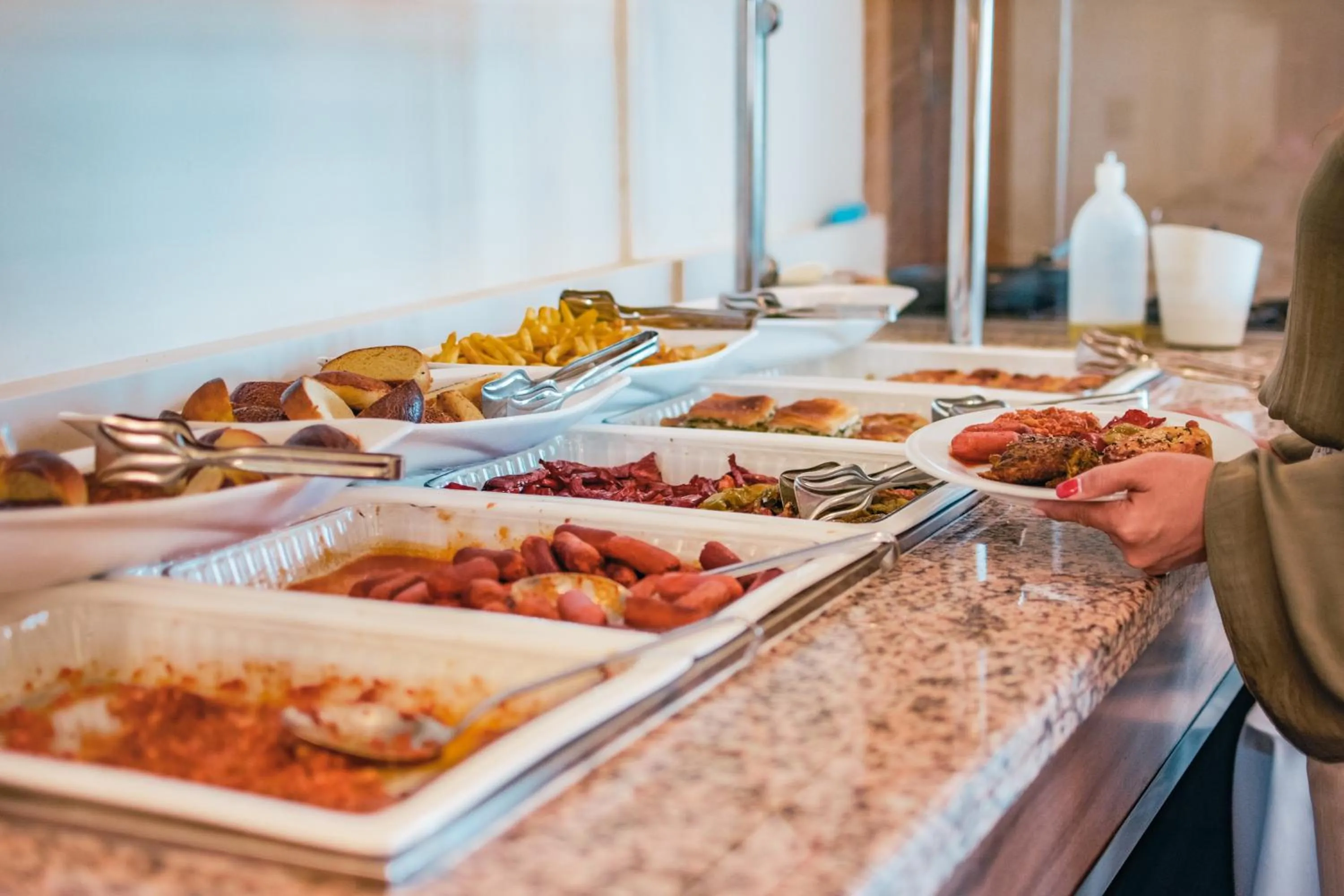 Buffet breakfast in Güllük Yalı Boutique Otel