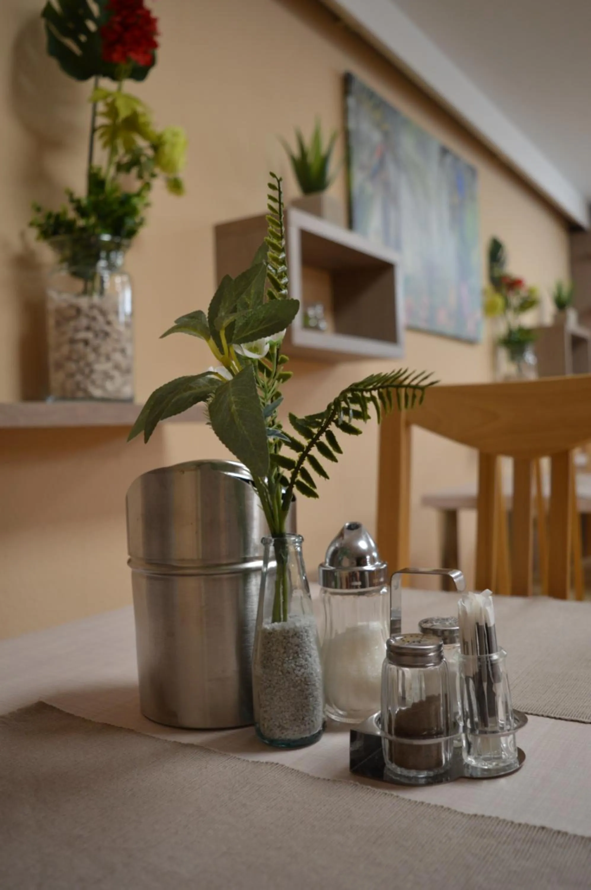 Restaurant/places to eat in Alfréd Panzió