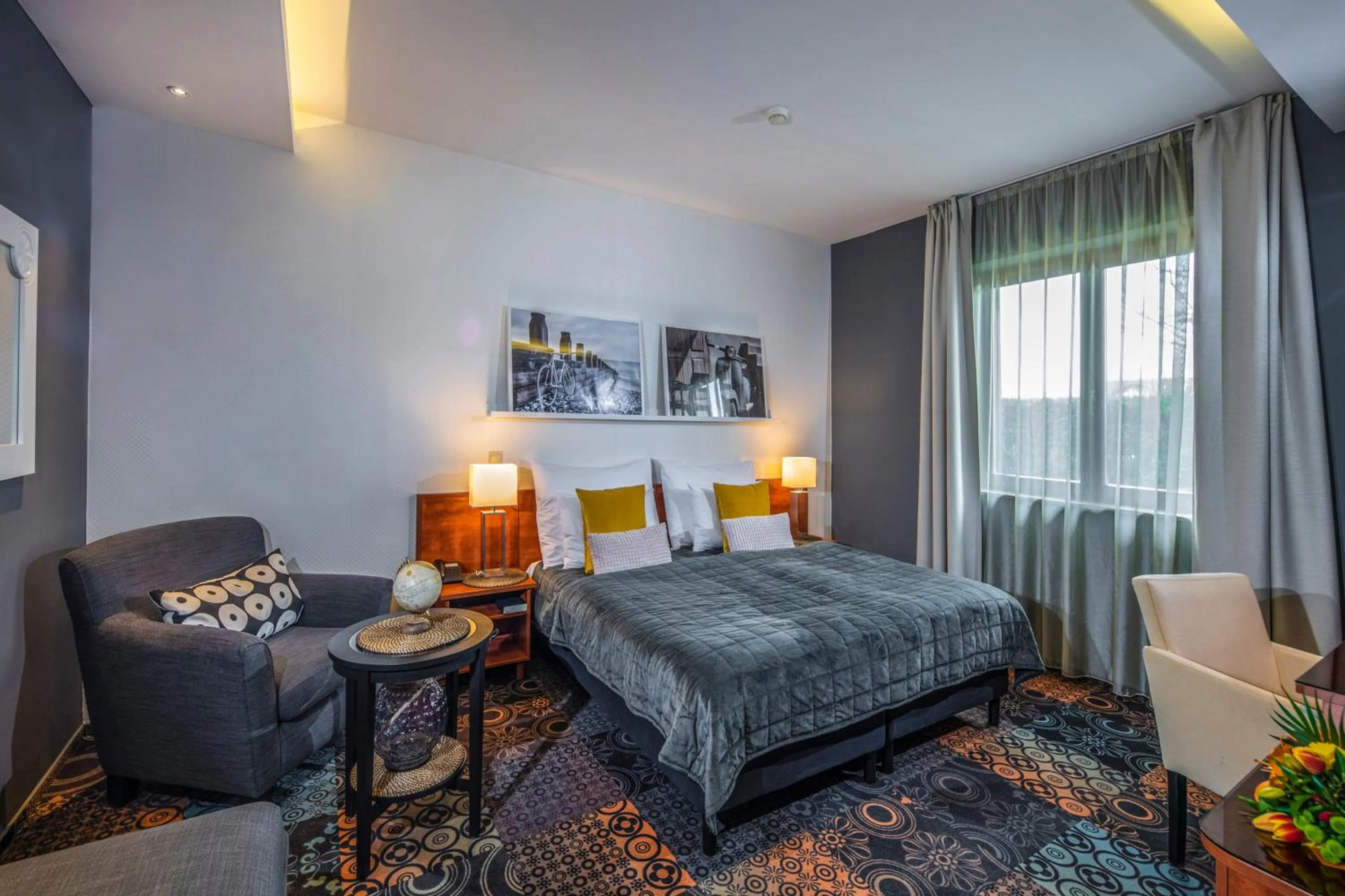 Photo of the whole room, Bed in Budapest Airport Hotel Stáció Wellness & Konferencia