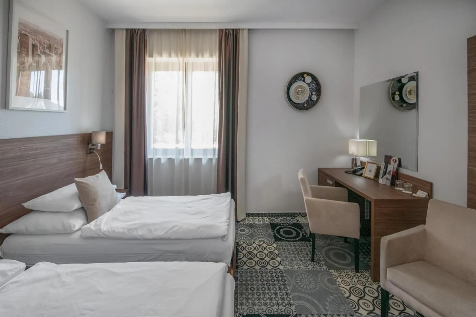 Photo of the whole room, Bed in Budapest Airport Hotel Stáció Wellness & Konferencia