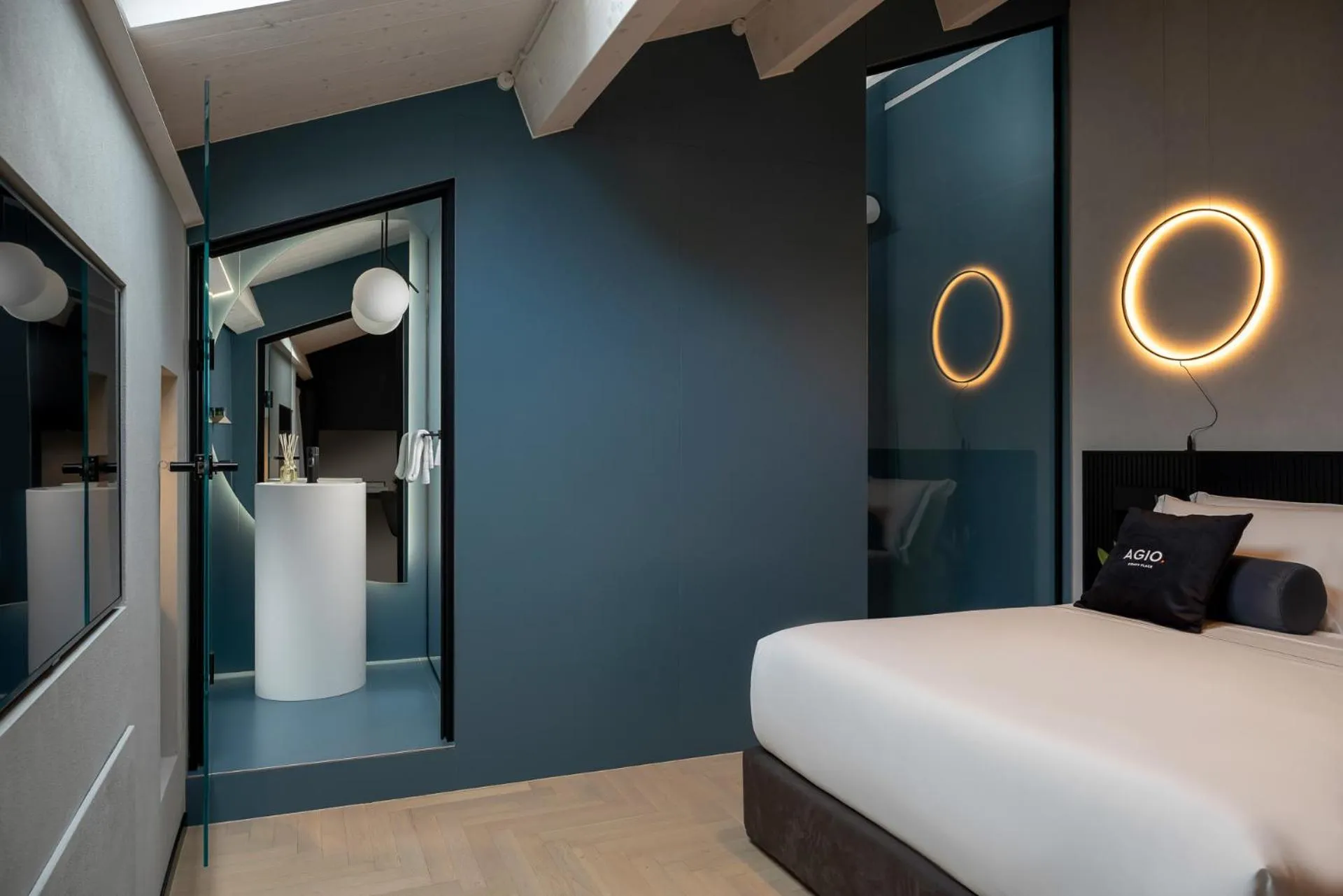 Bathroom, Bed in Agio Comfy Place