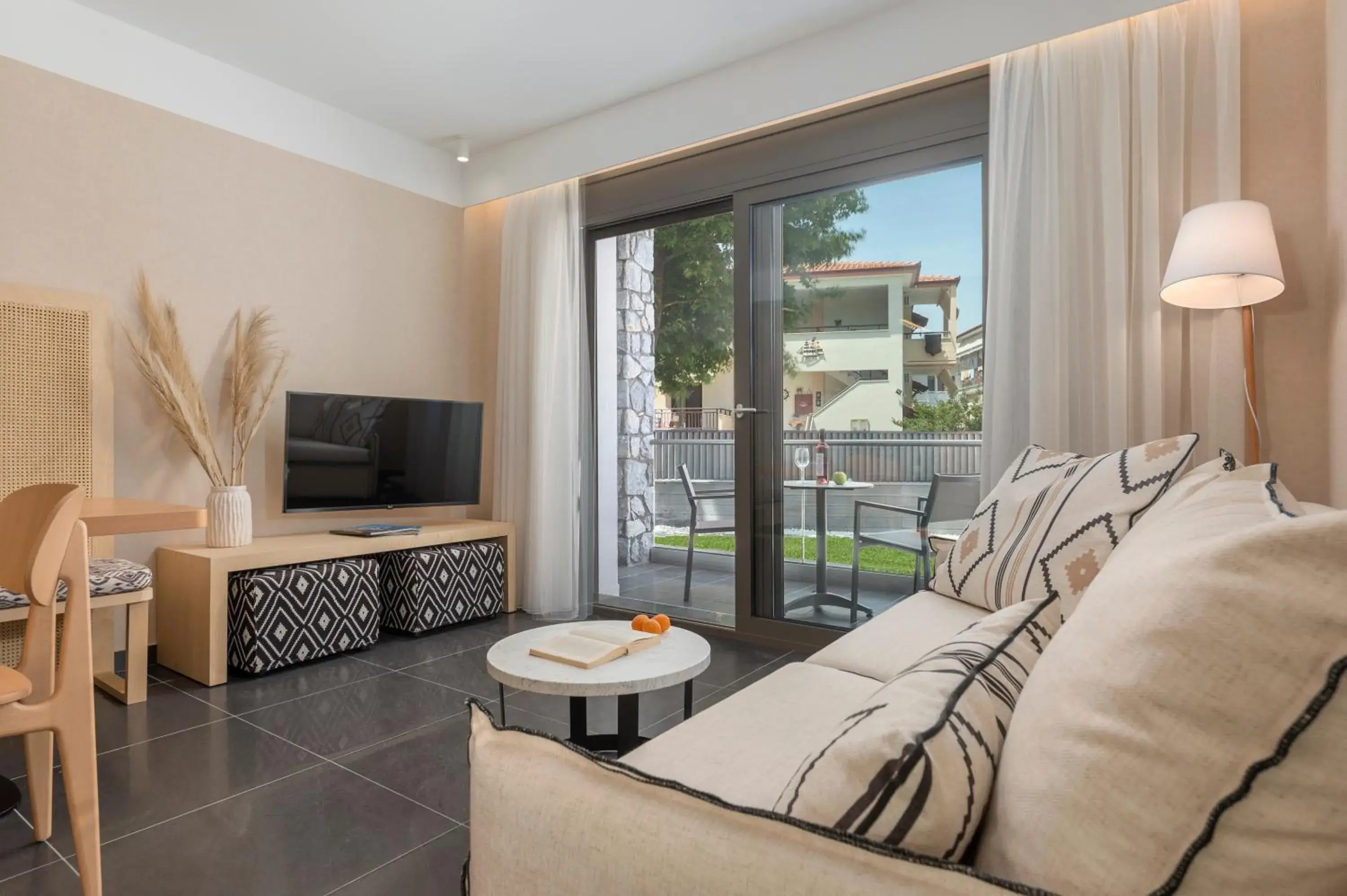 One-Bedroom Suite in ALPE LUXURY ACCOMMODATION Penelope Collection One-Bedroom Suite in ALPE LUXURY ACCOMMODATION Penelope Collection