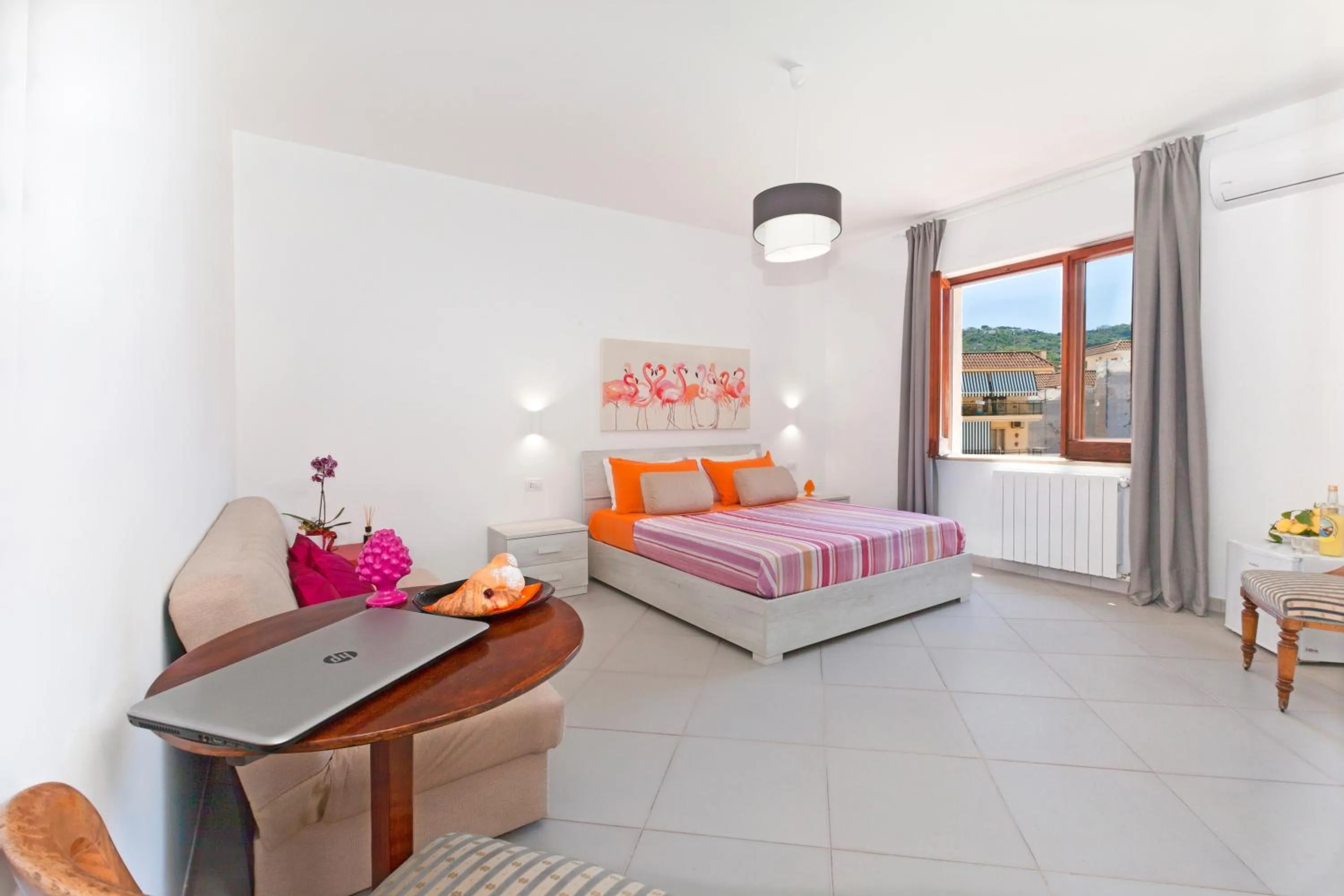 Bedroom, Bed in Estate4home - SOFIA FLORA