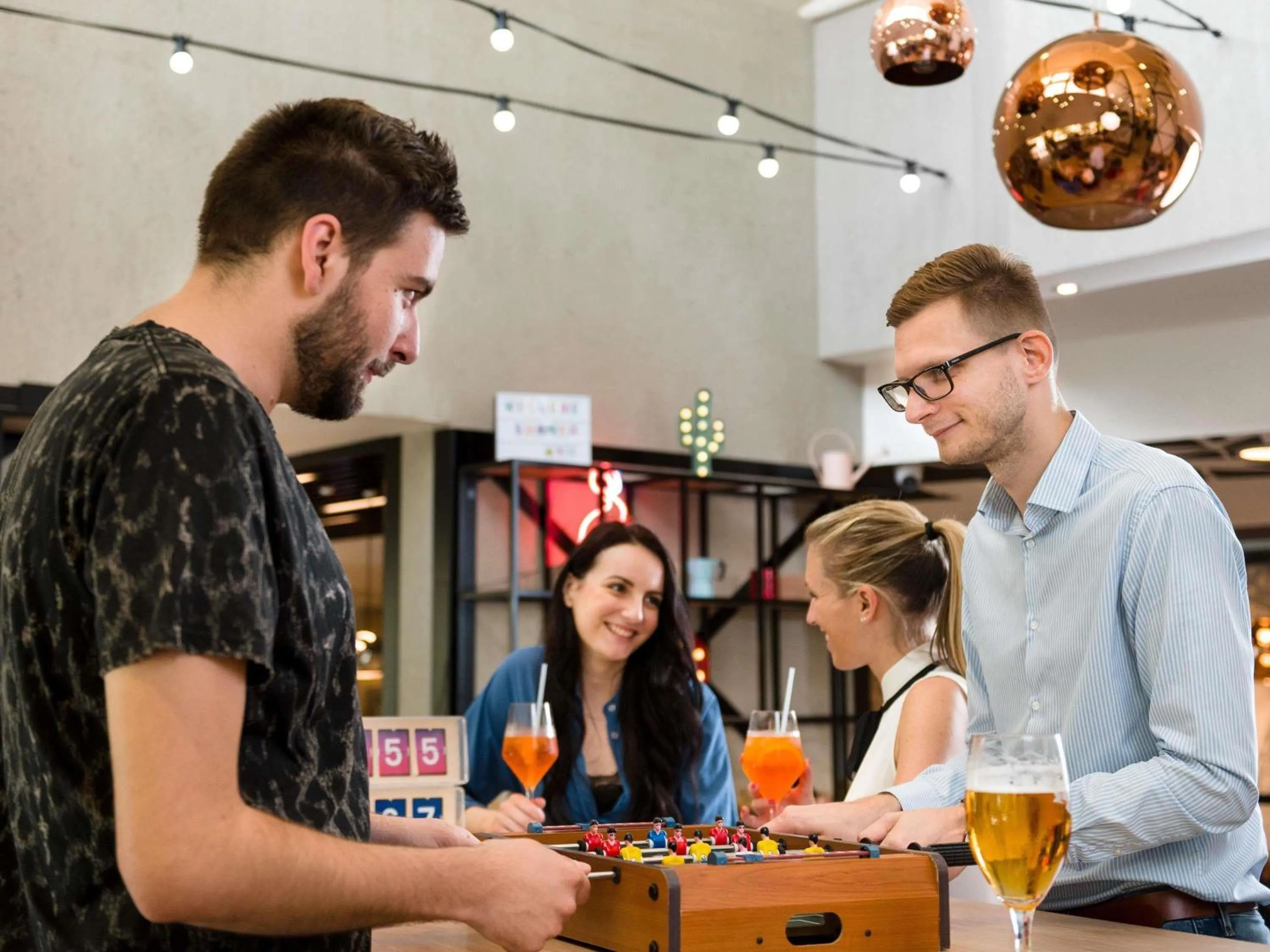 Lounge or bar in Mercure Budapest Castle Hill