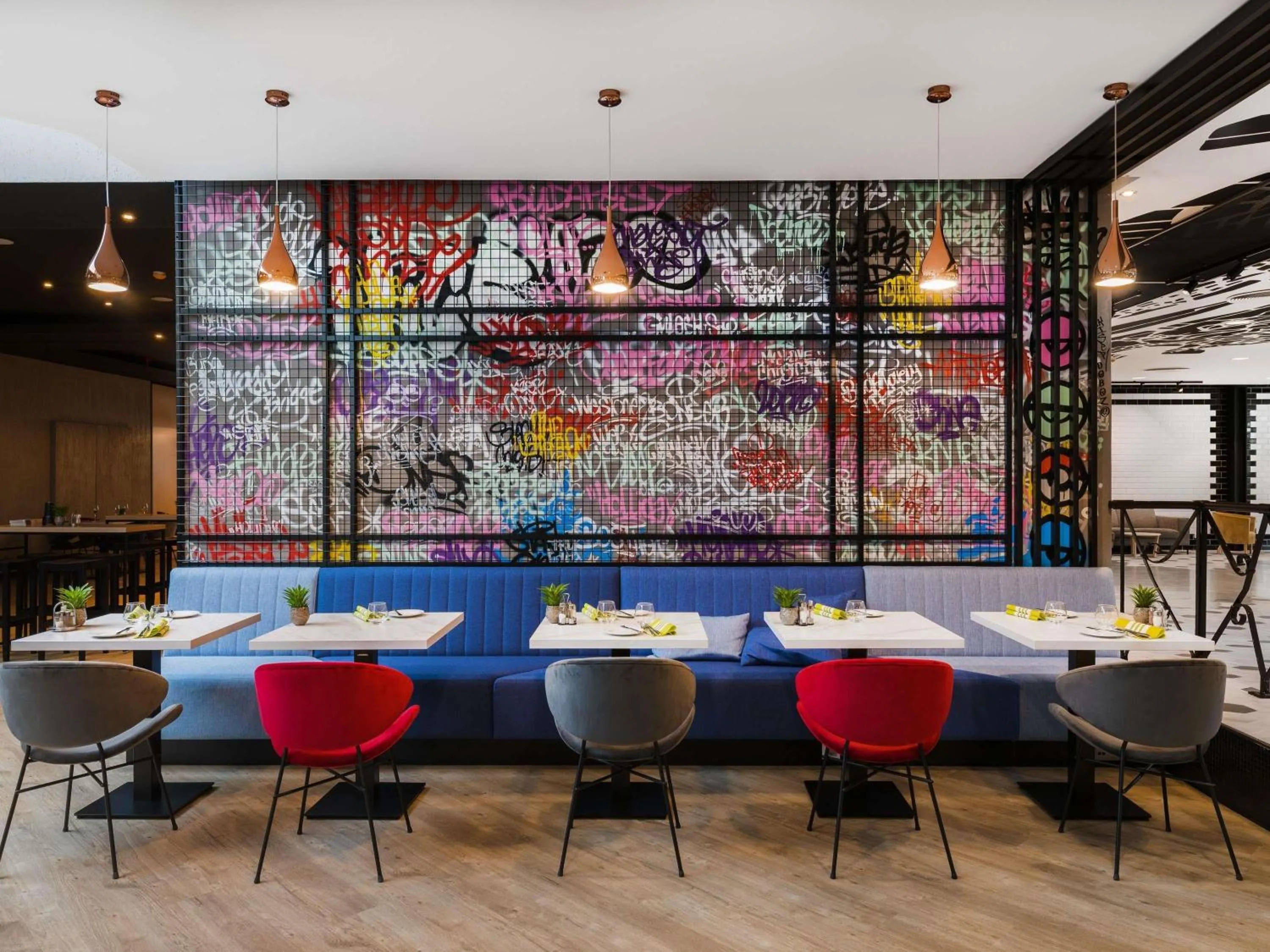 Restaurant/places to eat in Mercure Budapest Castle Hill