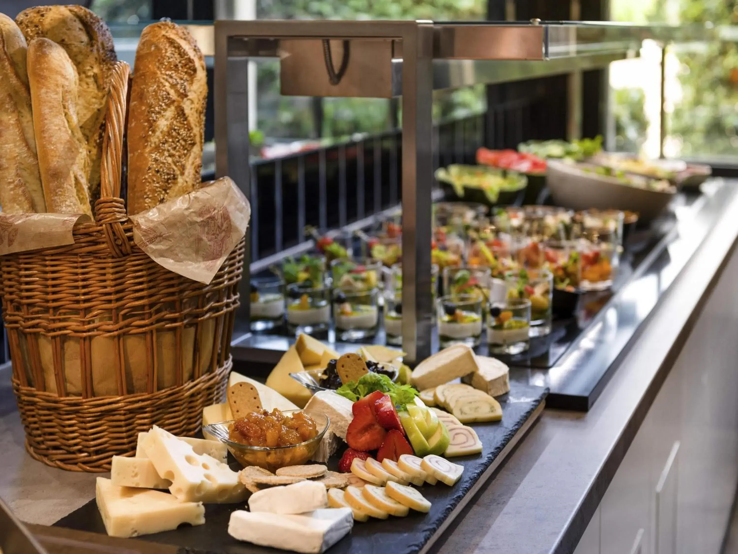 Restaurant/places to eat in Mercure Budapest Castle Hill Restaurant/places to eat in Mercure Budapest Castle Hill