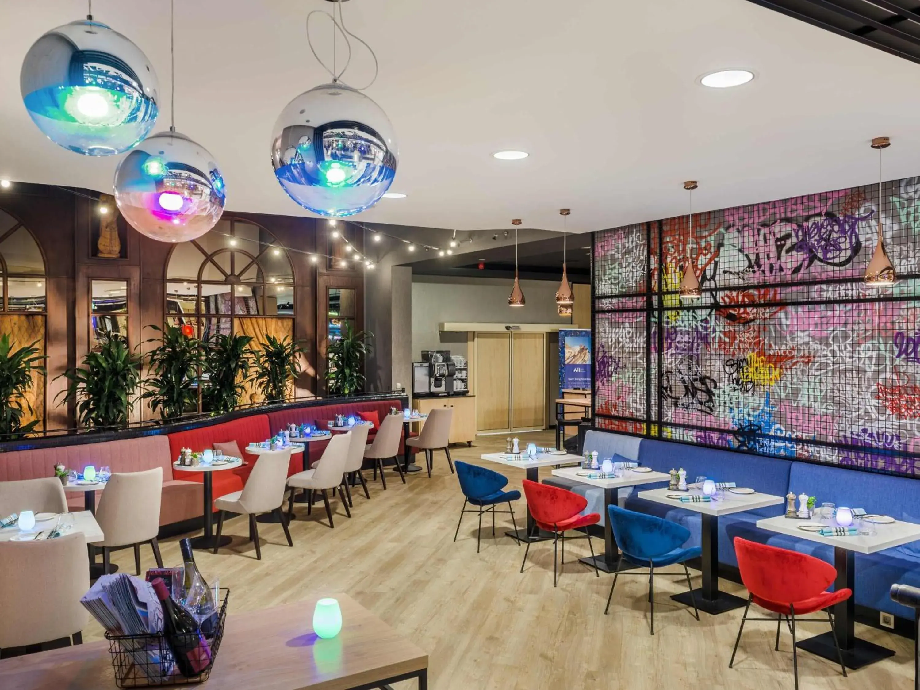 Restaurant/places to eat in Mercure Budapest Castle Hill Restaurant/places to eat in Mercure Budapest Castle Hill