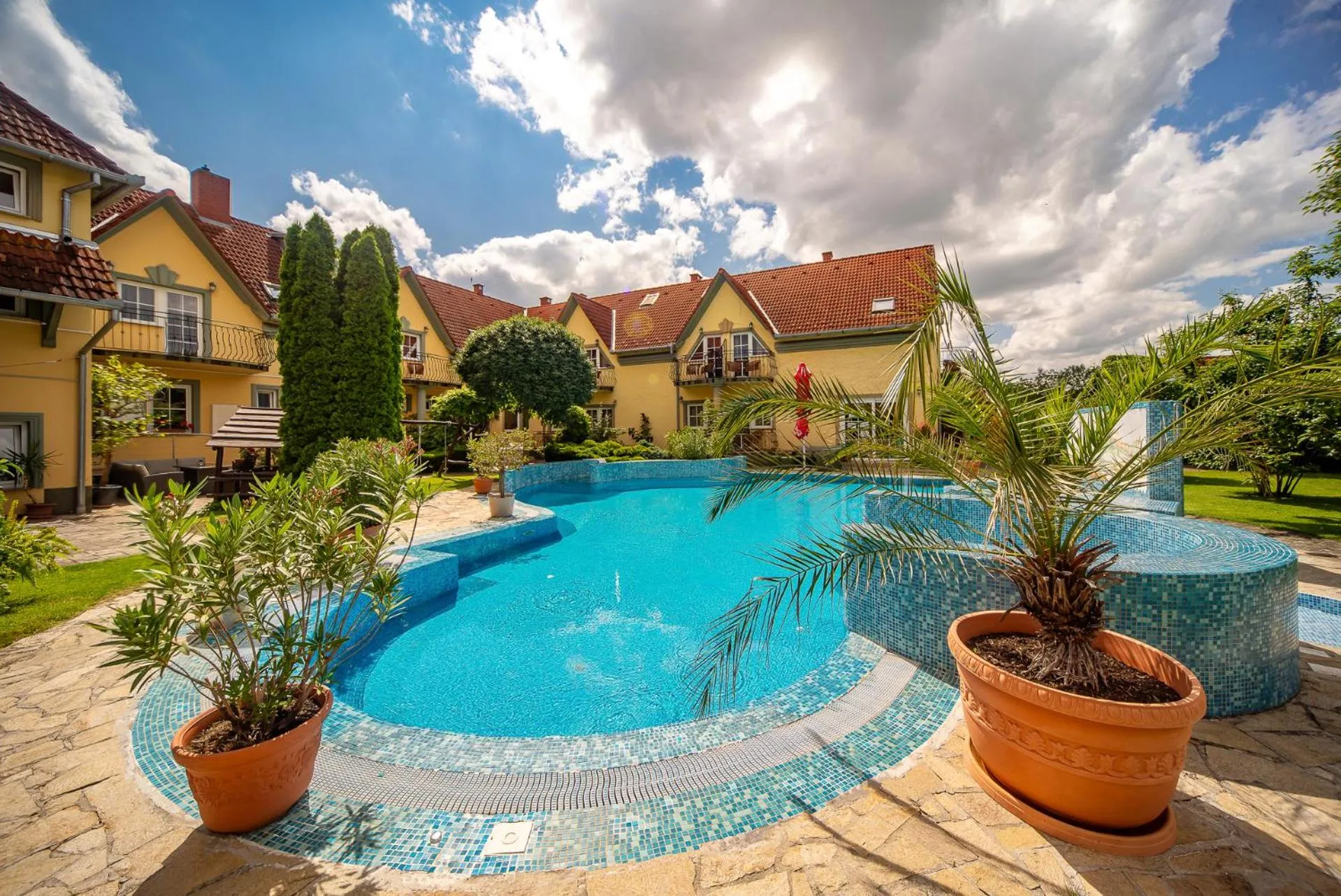 Inner courtyard view in Wellness Hotel Kager Harkány
