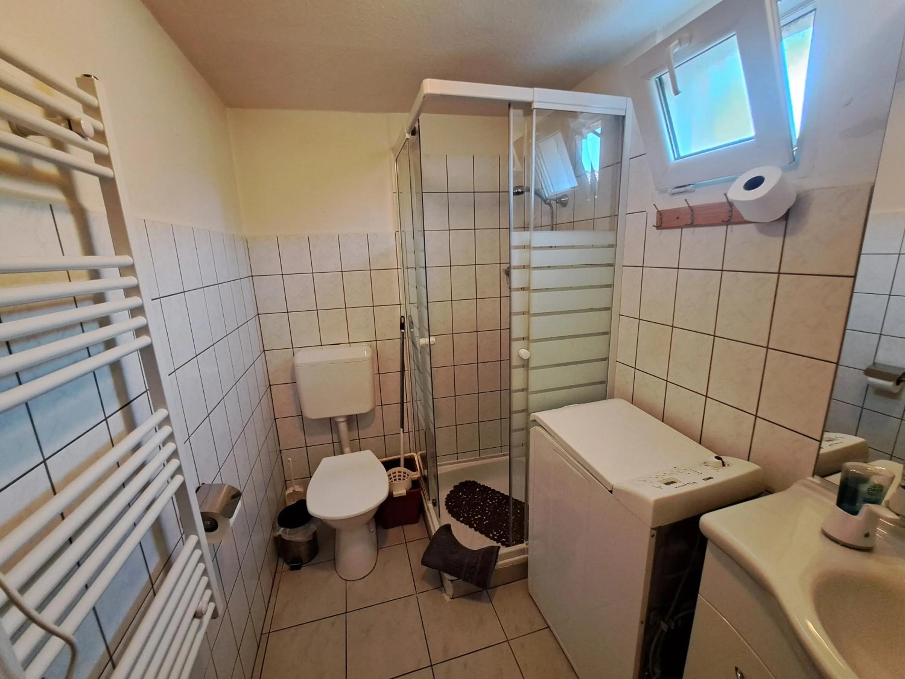 Bathroom in Pink Tulip Apartment House