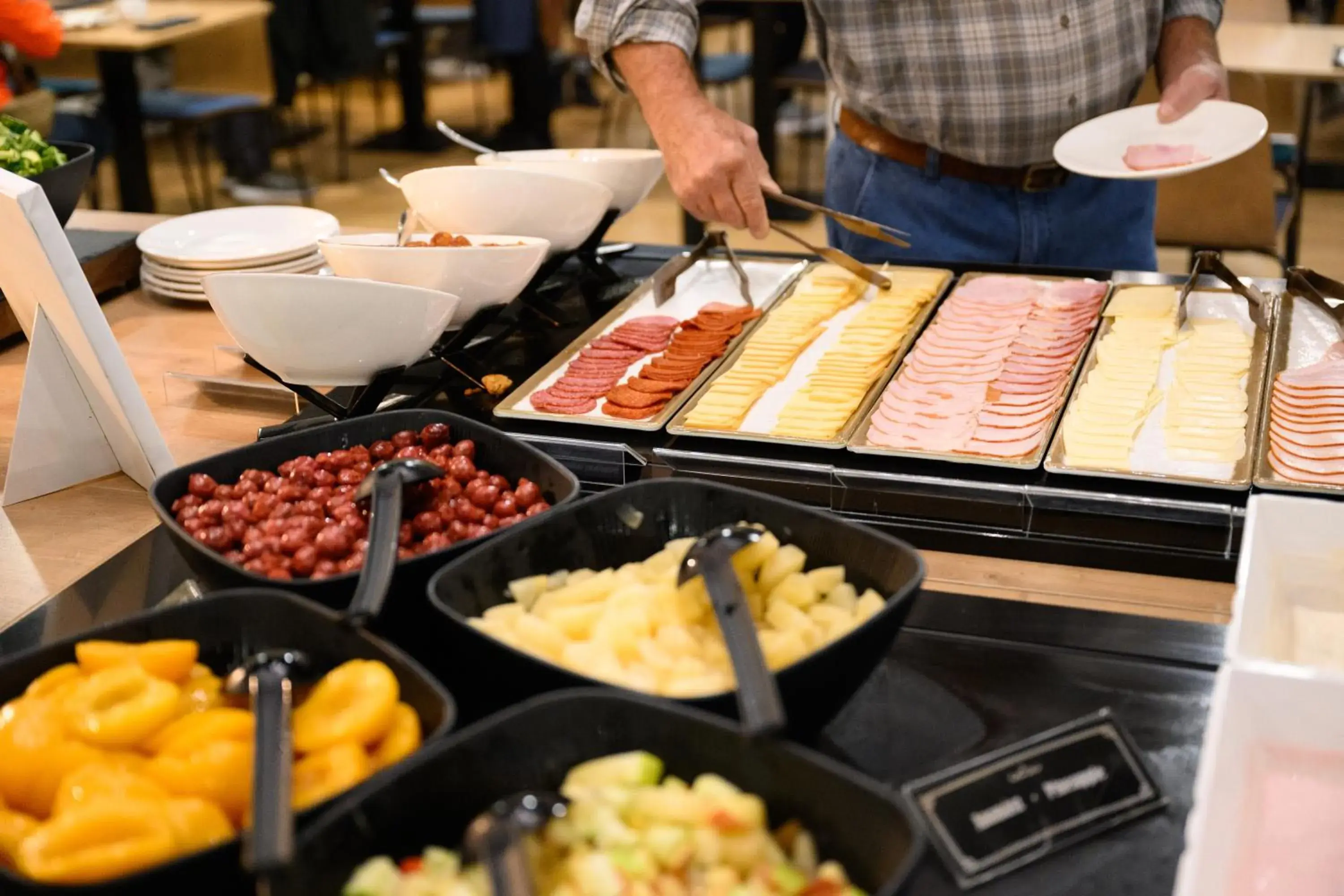 Breakfast in Mercure Budapest Korona Breakfast in Mercure Budapest Korona