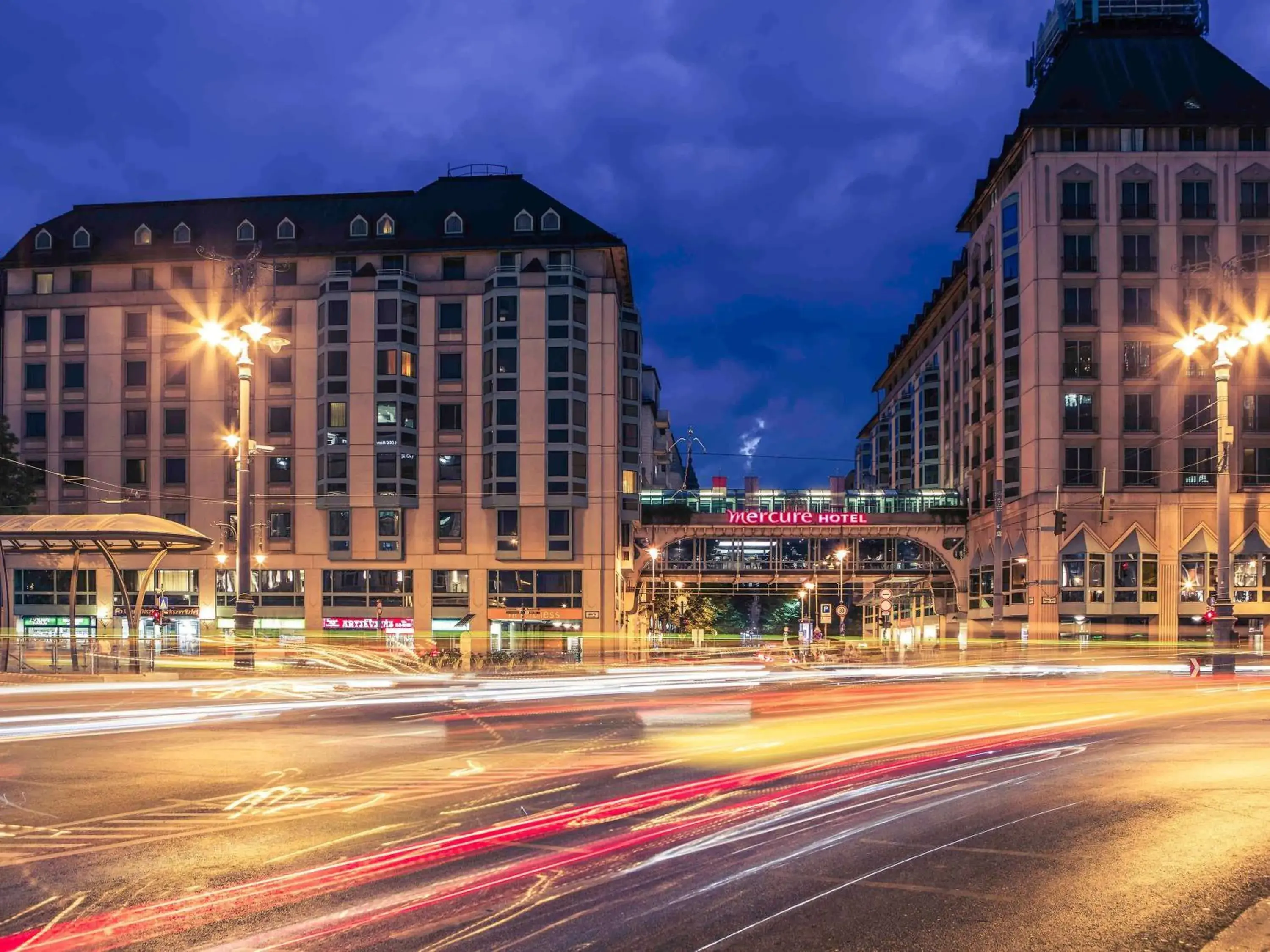 Property building in Mercure Budapest Korona Property building in Mercure Budapest Korona