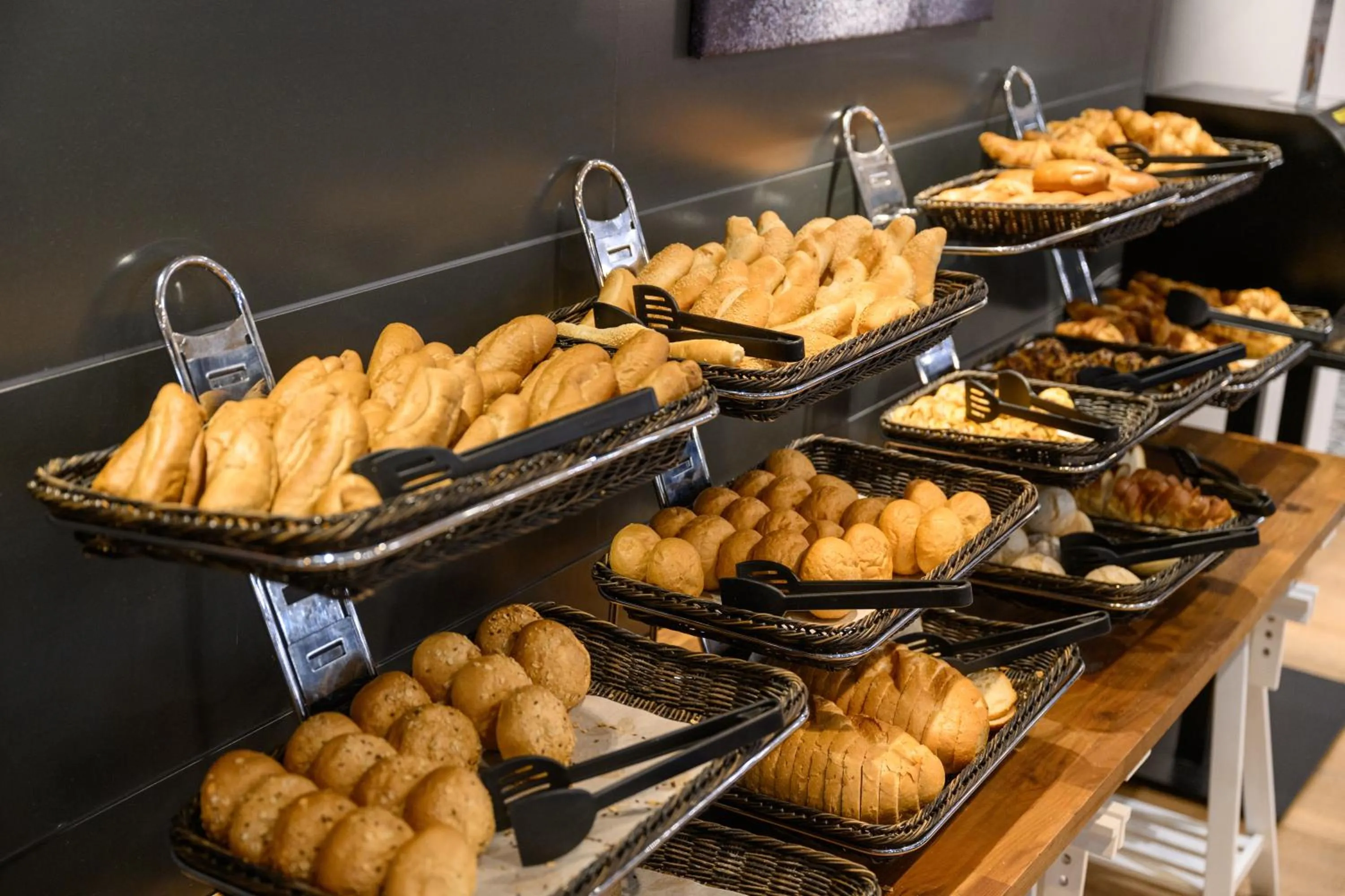 Food and drinks in Mercure Budapest Korona