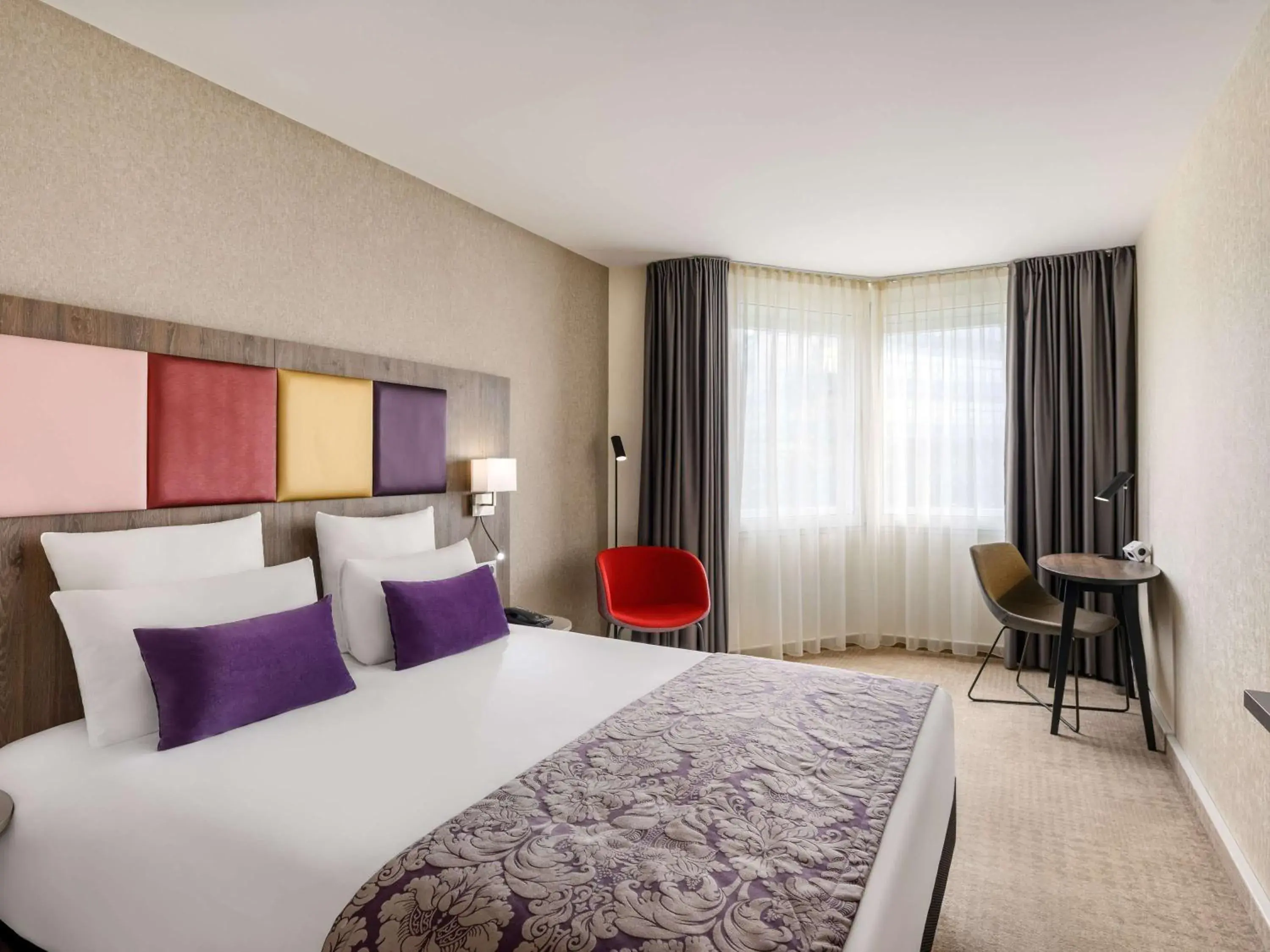 Bedroom, Bed in Mercure Budapest Korona Bedroom, Bed in Mercure Budapest Korona