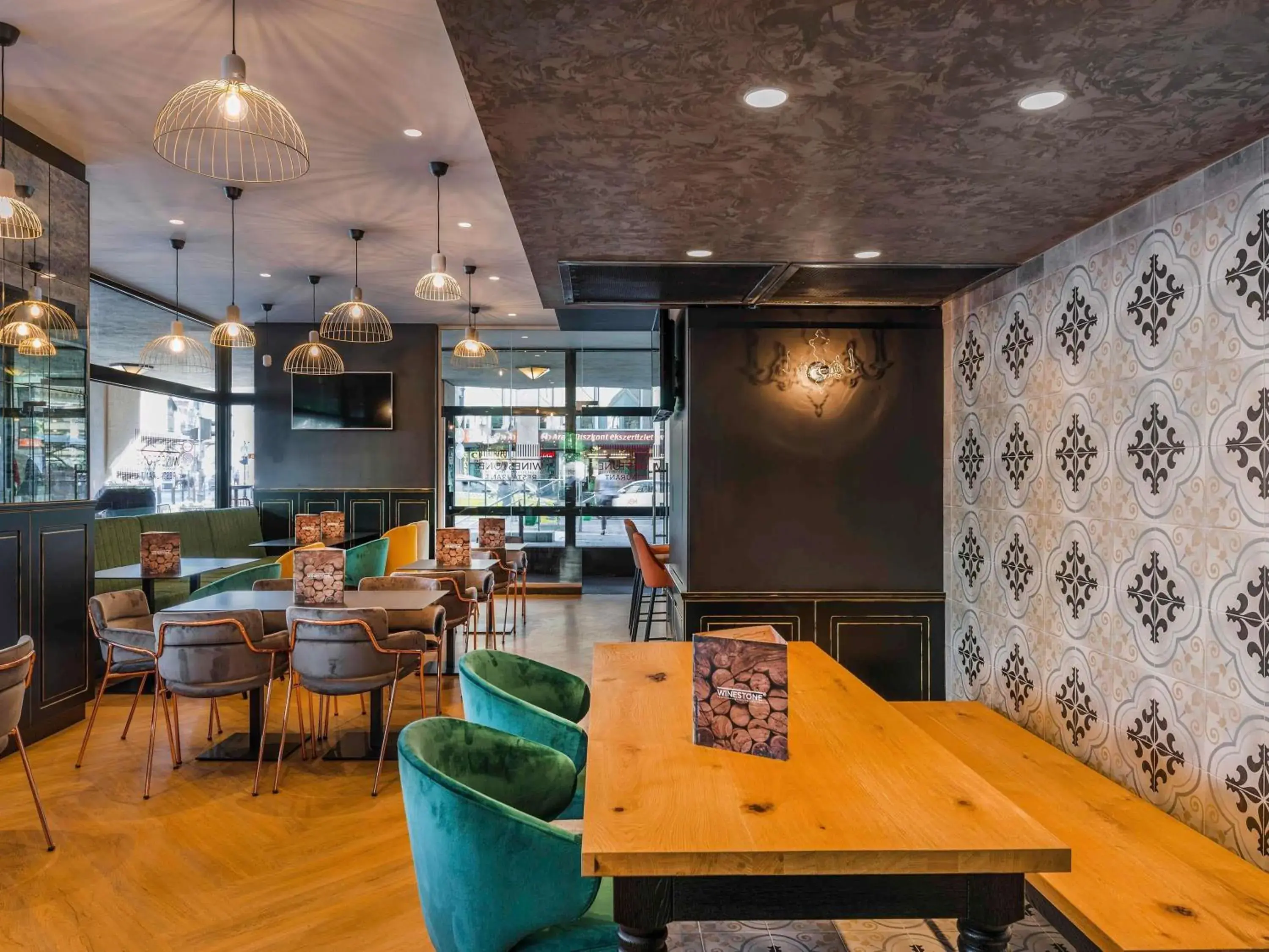 Property building in Mercure Budapest Korona Property building in Mercure Budapest Korona