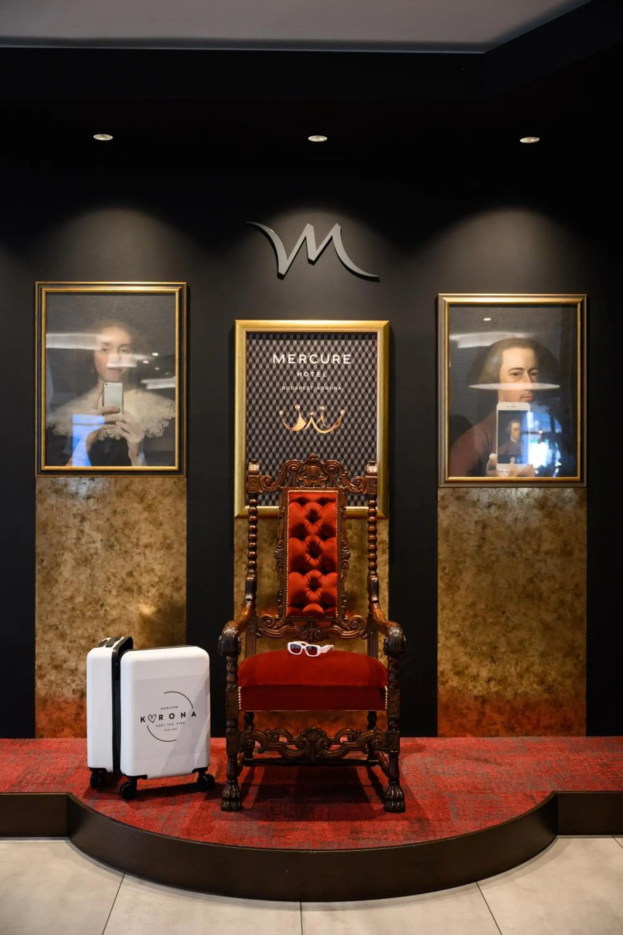 Lobby or reception in Mercure Budapest Korona Lobby or reception in Mercure Budapest Korona