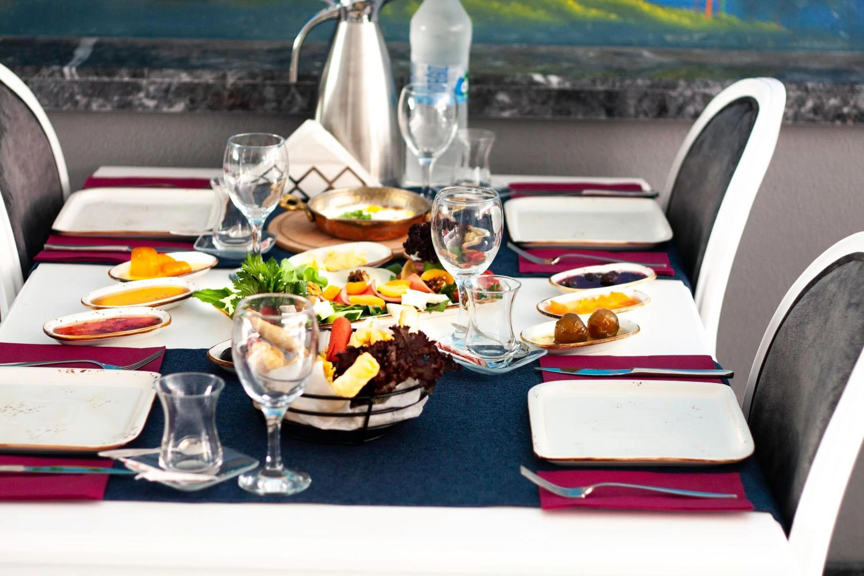 Food and drinks in Livaneli Boutique Otel