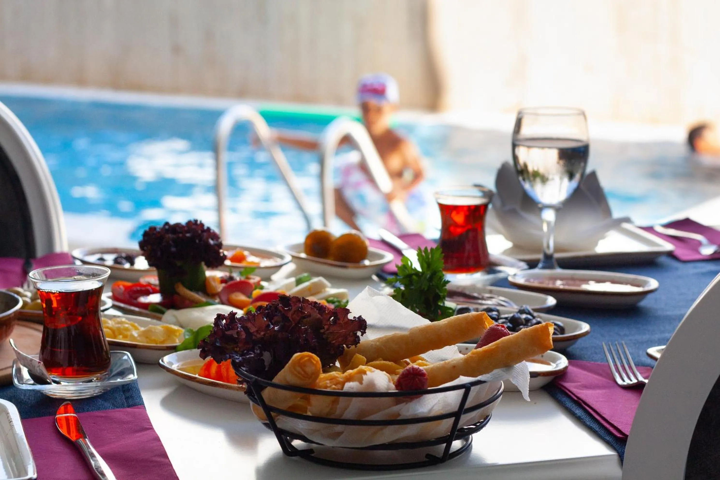 Food and drinks in Livaneli Boutique Otel