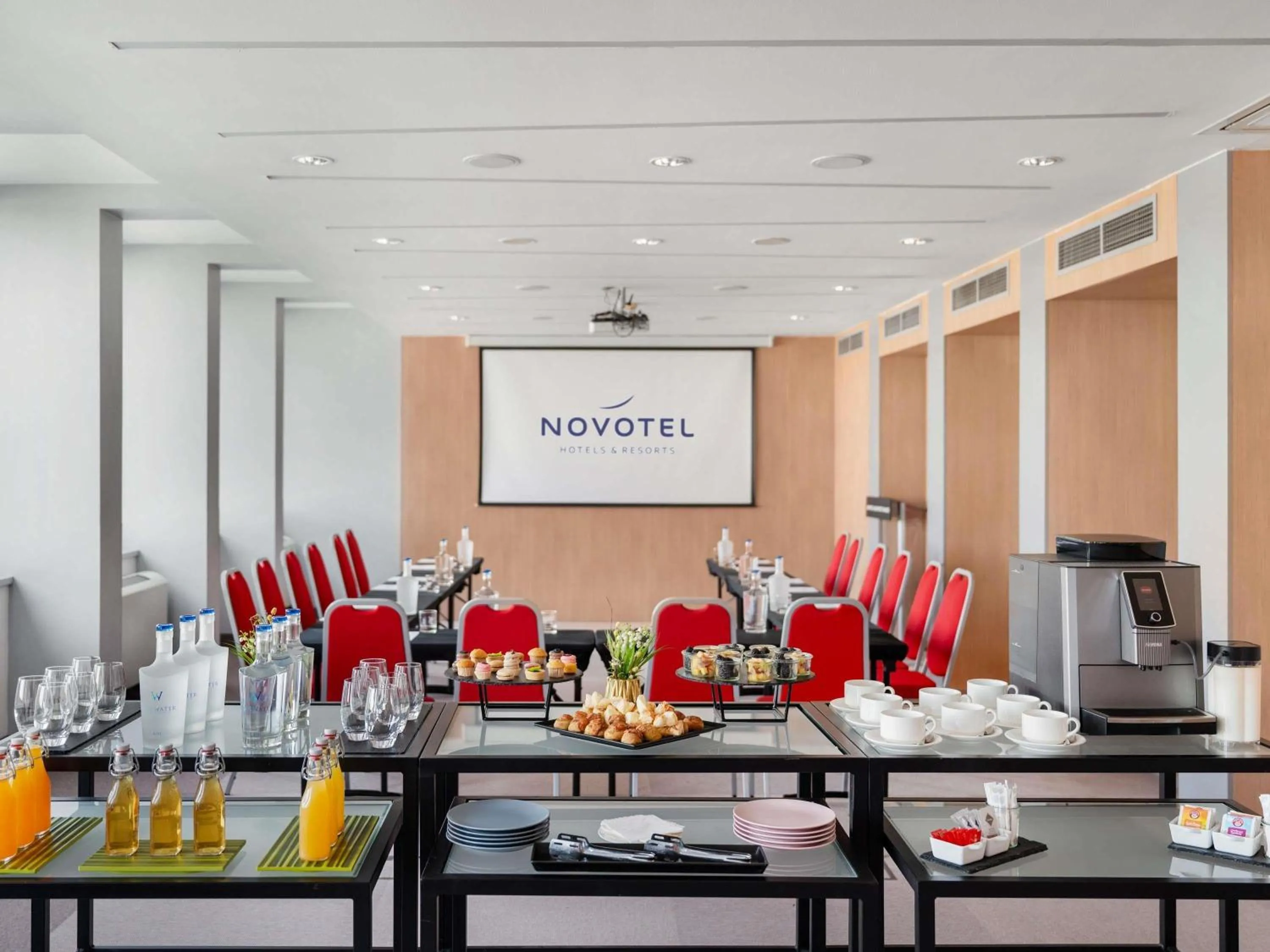 Meeting/conference room in Novotel Budapest Danube