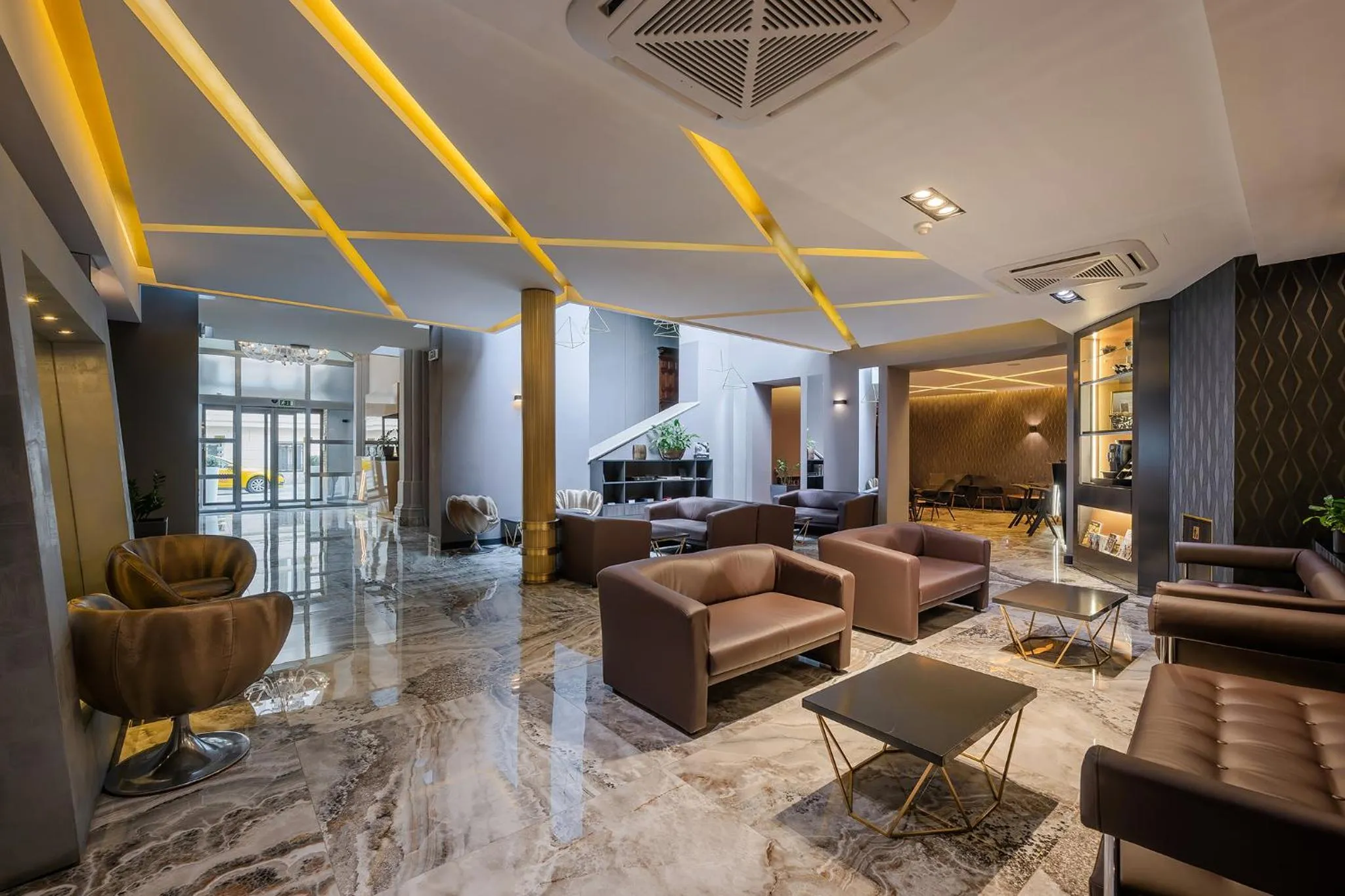 Lobby or reception in Hotel Museum Budapest