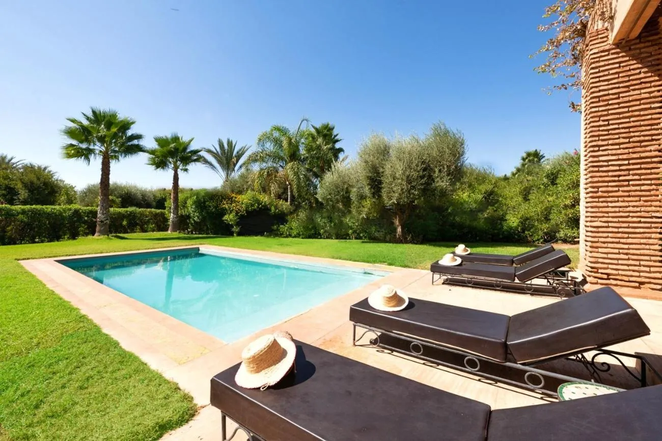 Villa Selma avec piscine chauffée
