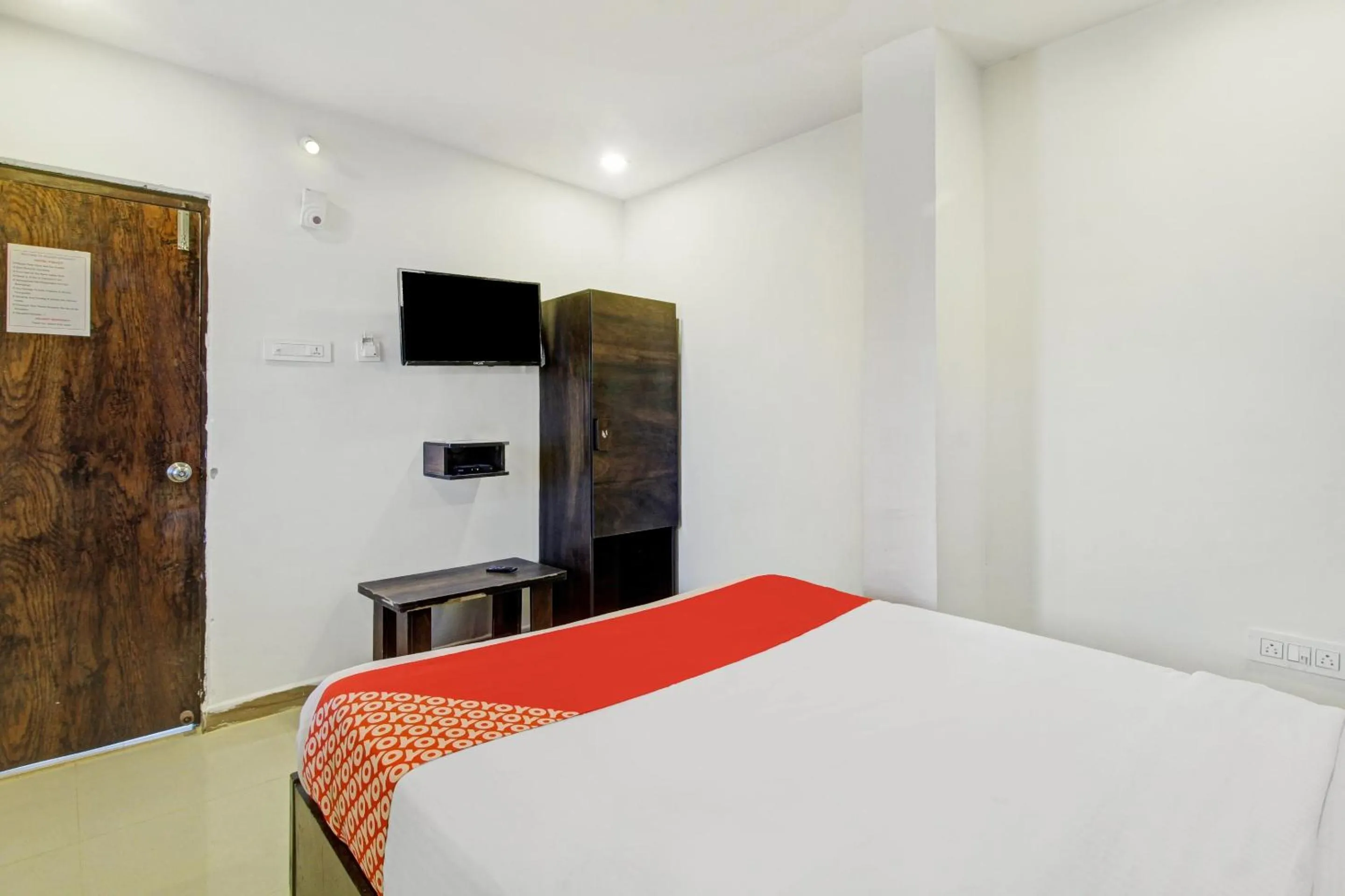 Bedroom, Bed in Hotel O A Delight Residency