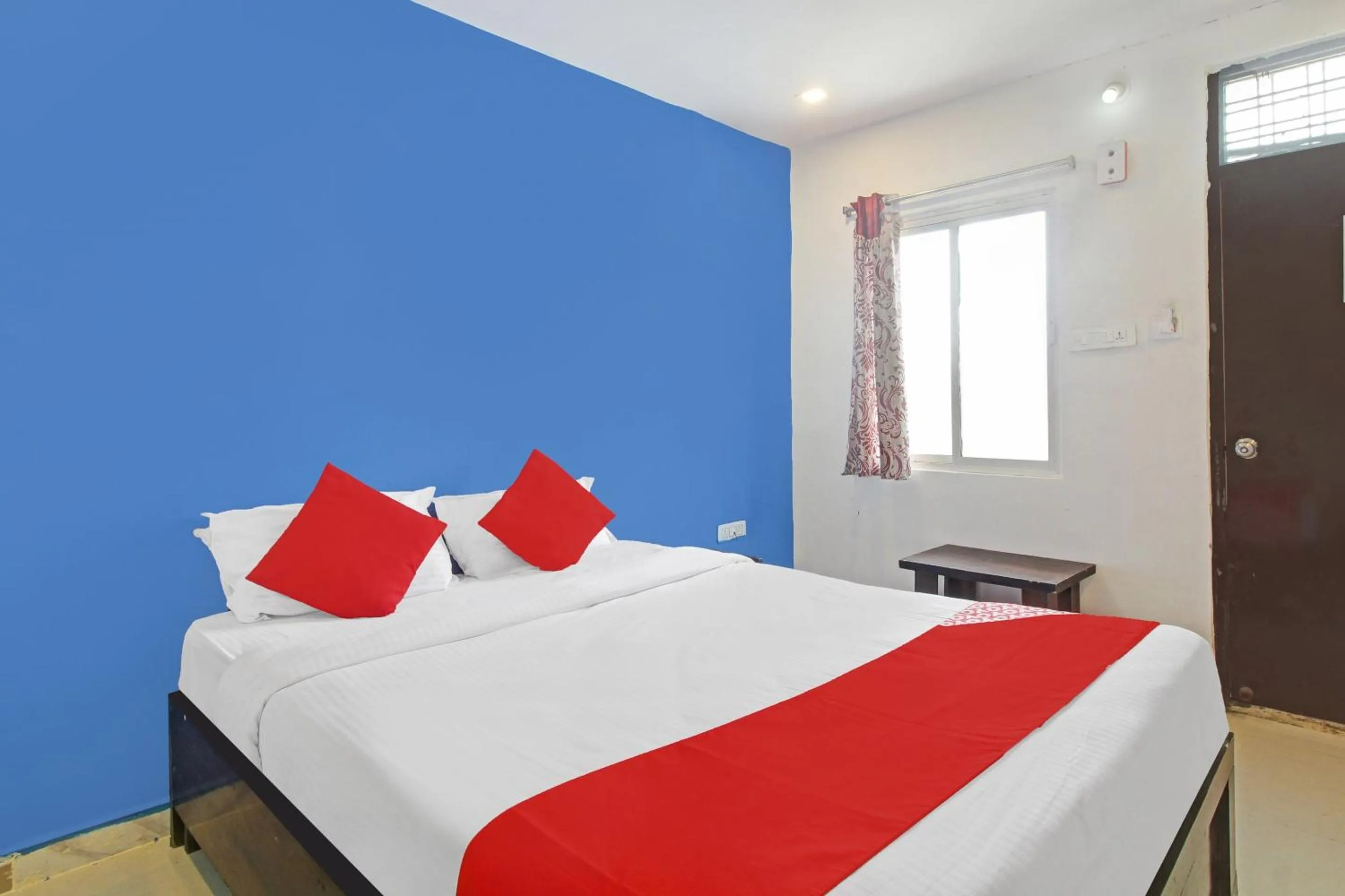 Bedroom, Bed in Hotel O A Delight Residency