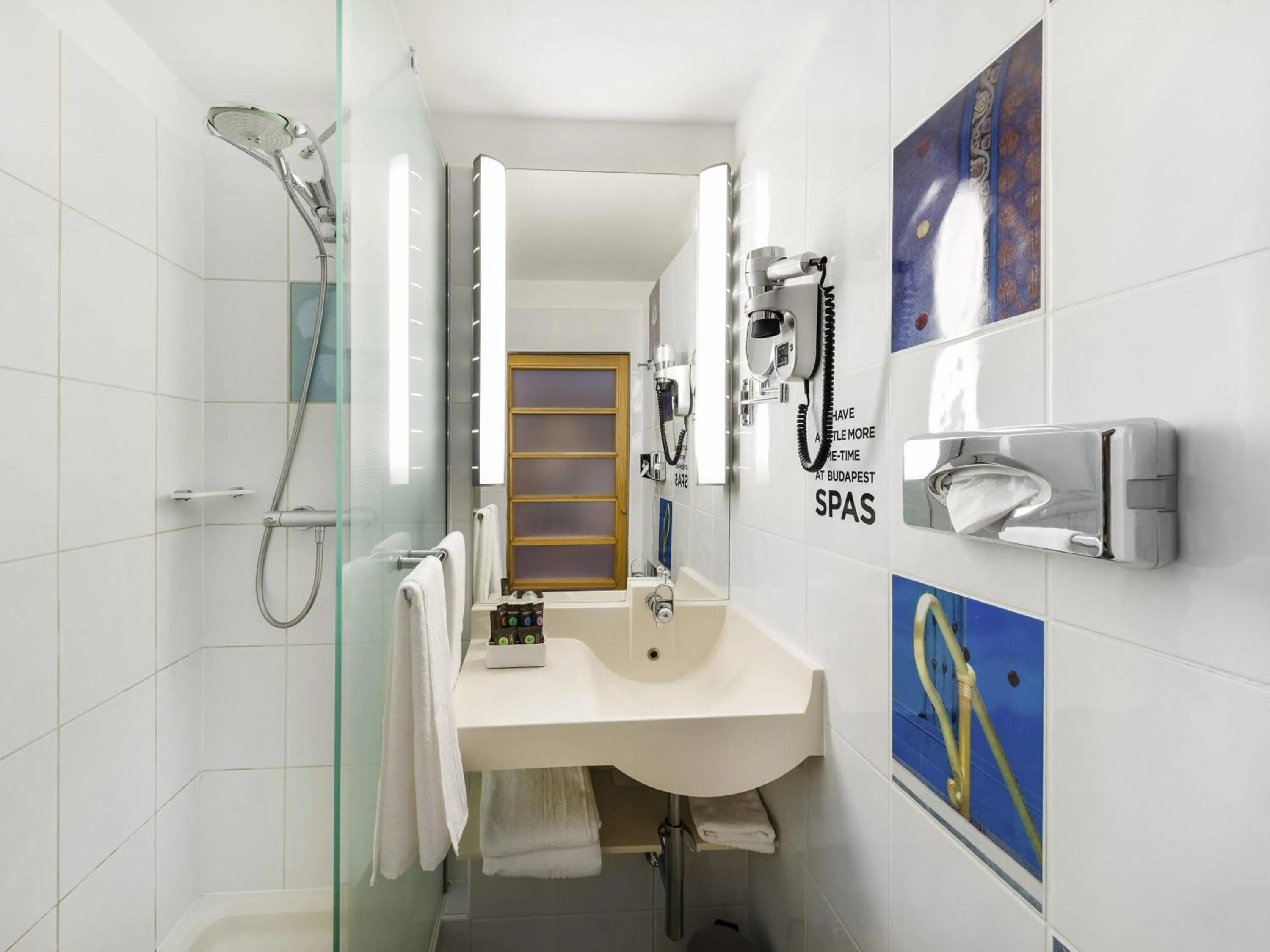 Bedroom in Novotel Budapest City