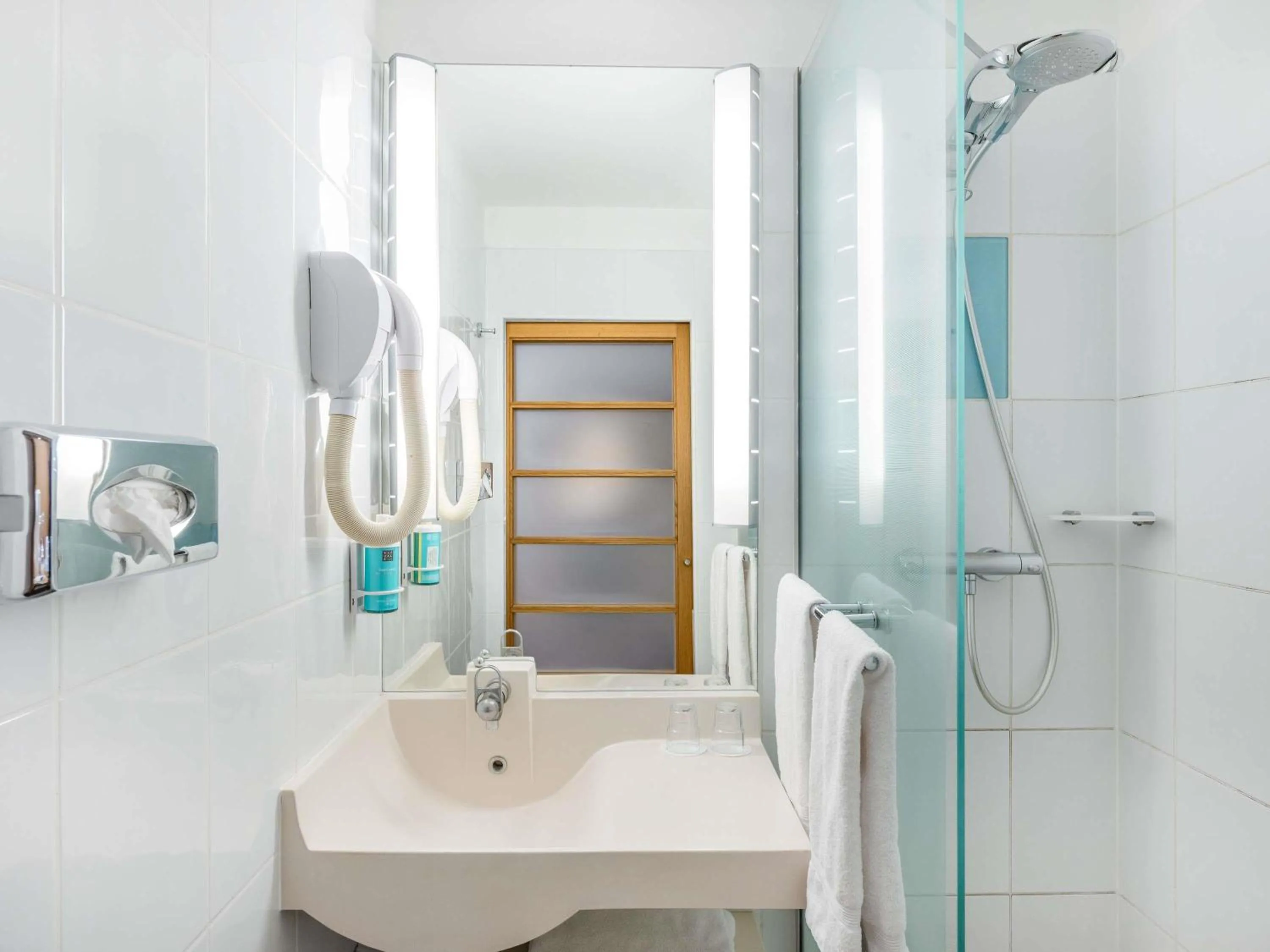 Bedroom in Novotel Budapest City