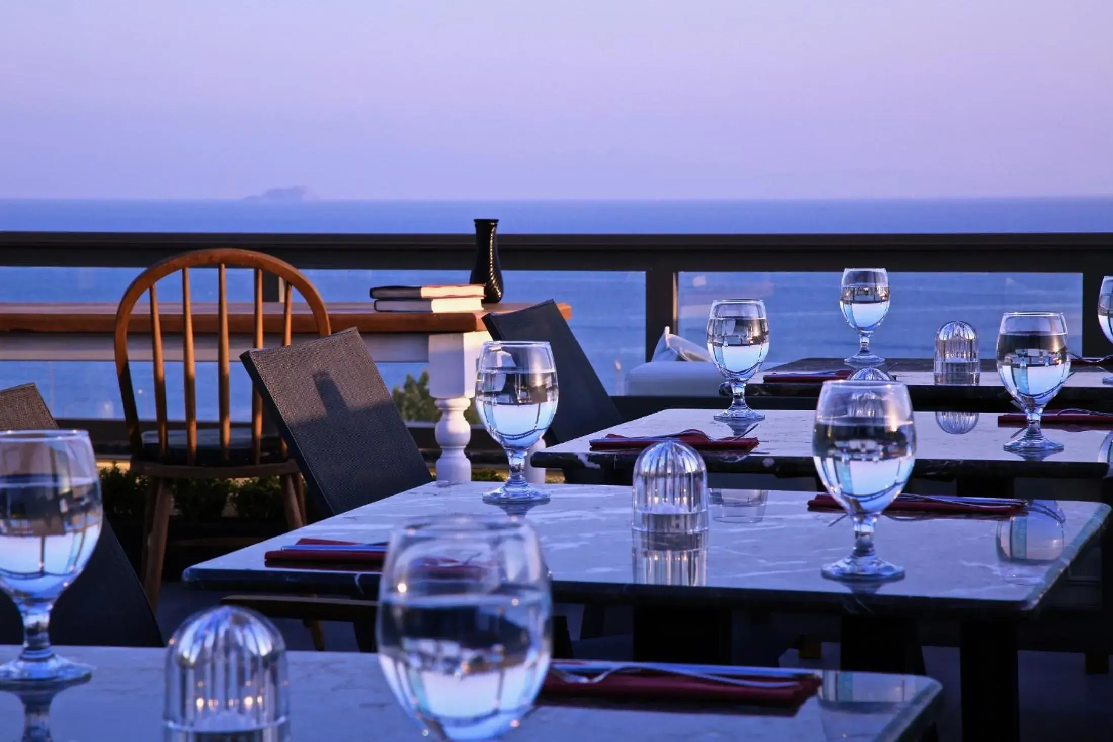 Restaurant/places to eat in HOTEL BRONTE Restaurant/places to eat in HOTEL BRONTE