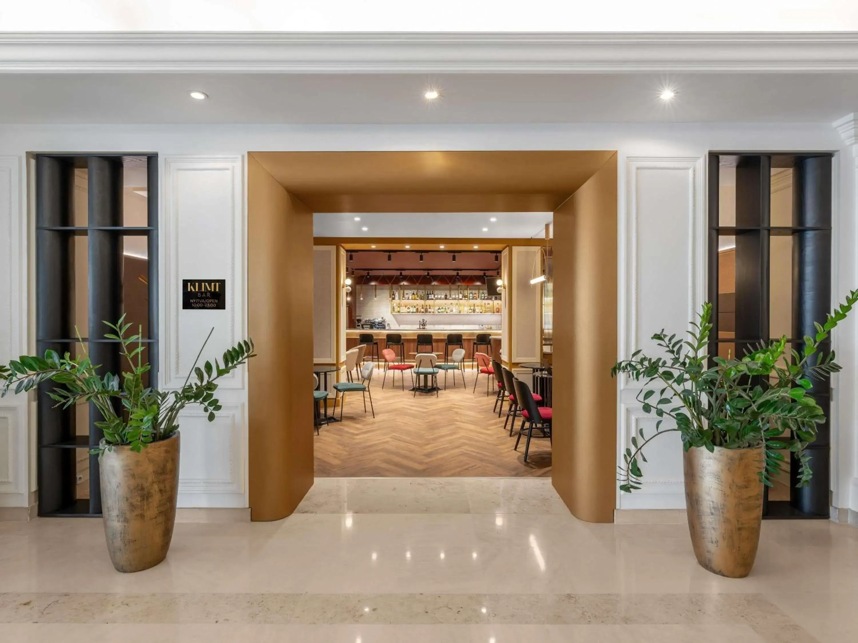 Property building in Mövenpick Hotel Budapest Centre Property building in Mövenpick Hotel Budapest Centre