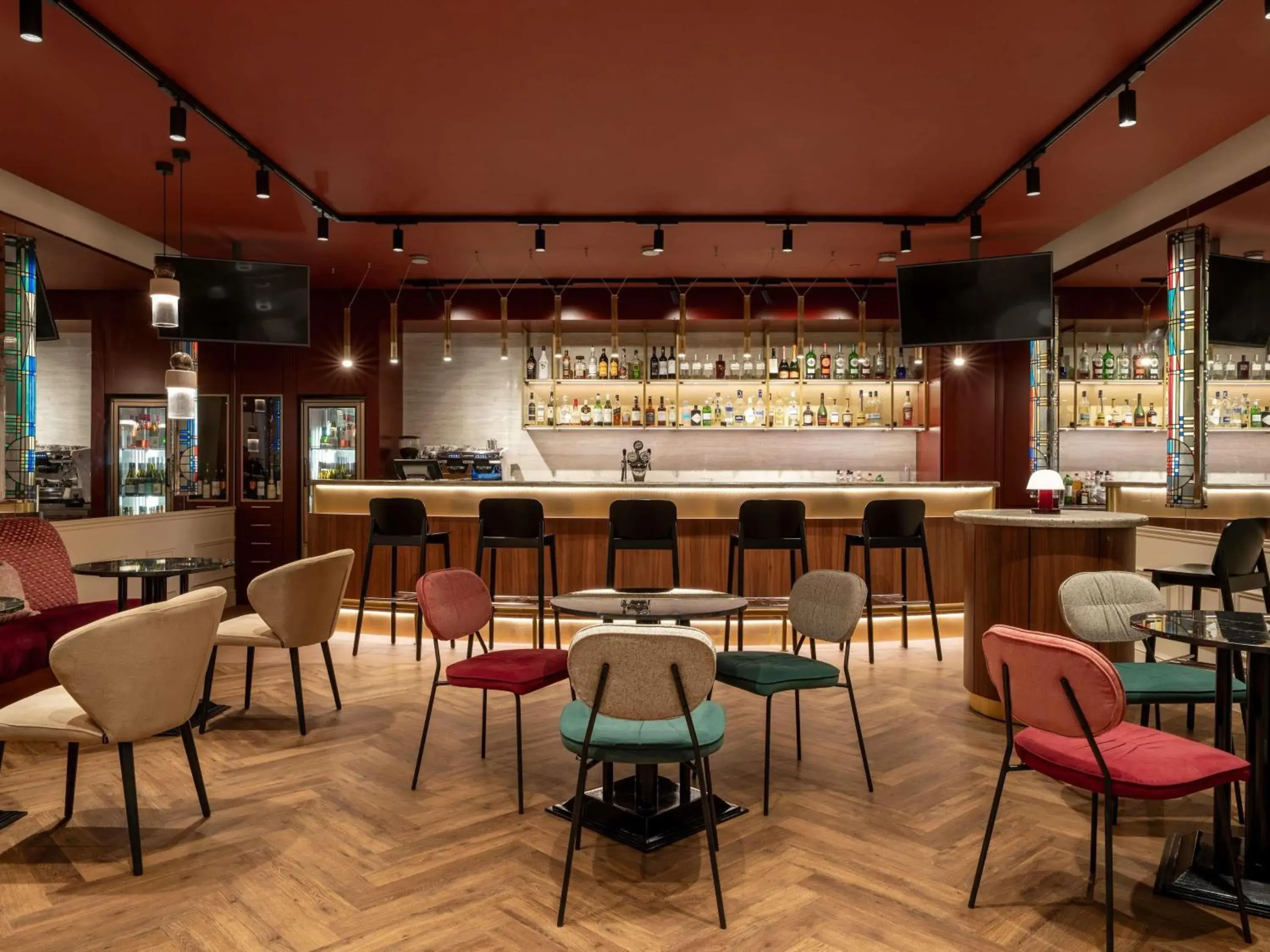 Property building in Mövenpick Hotel Budapest Centre Property building in Mövenpick Hotel Budapest Centre