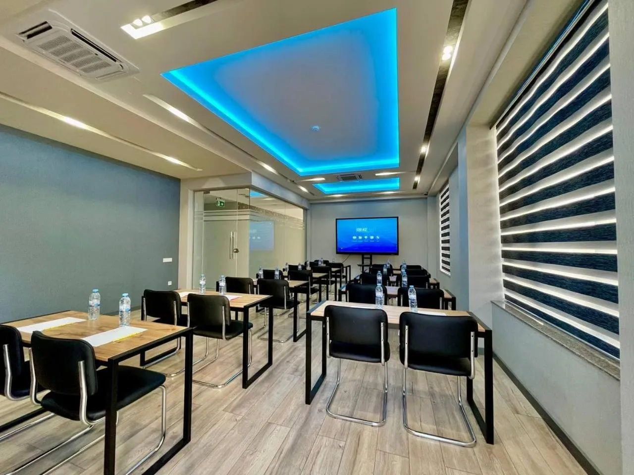 Meeting/conference room in Alpha Plaza Hotel & SPA