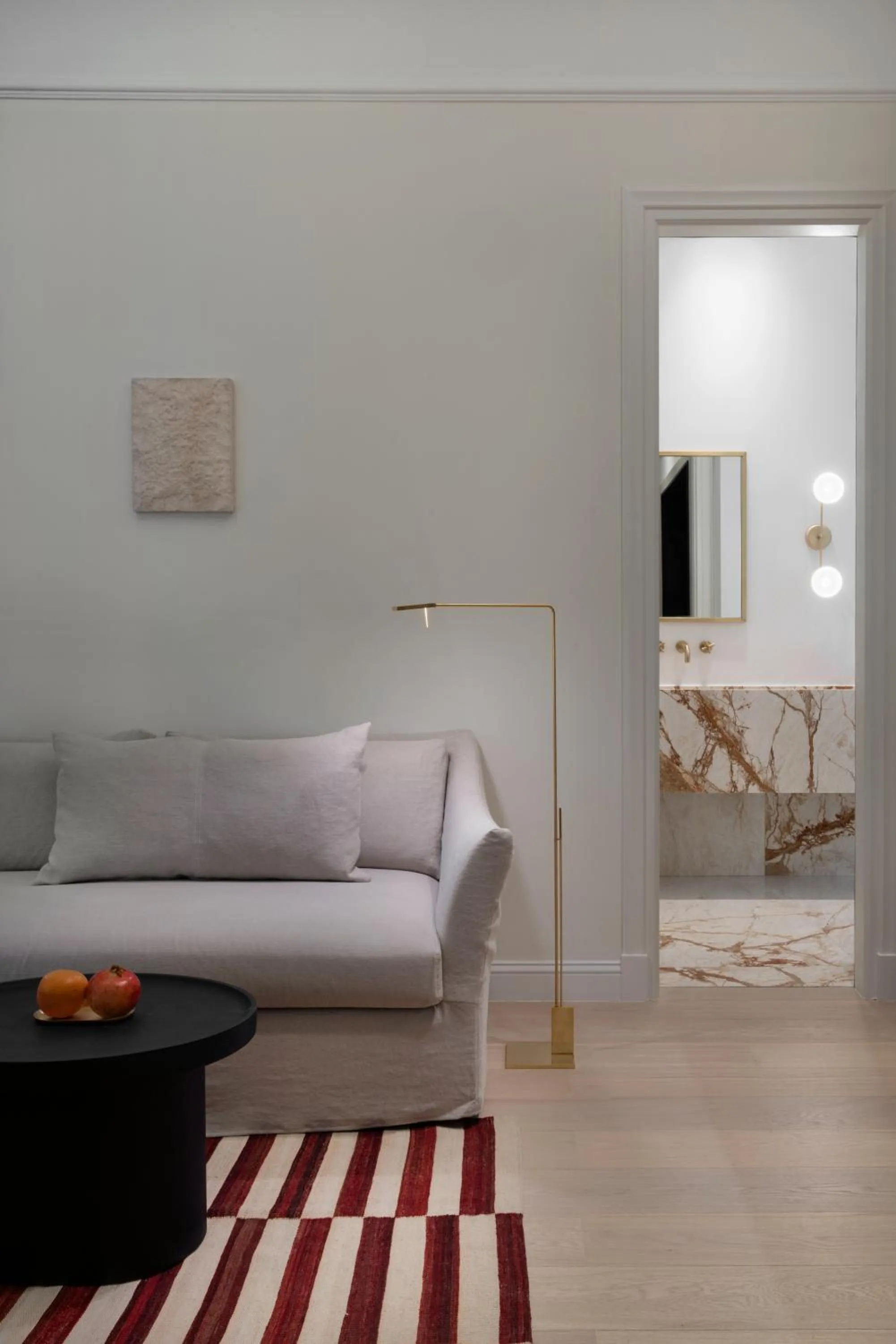 Decorative detail, Bed in Kinglin Luxury Living