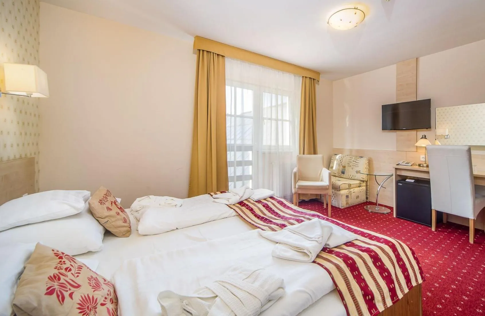 Bedroom, Bed in Hotel Piroska