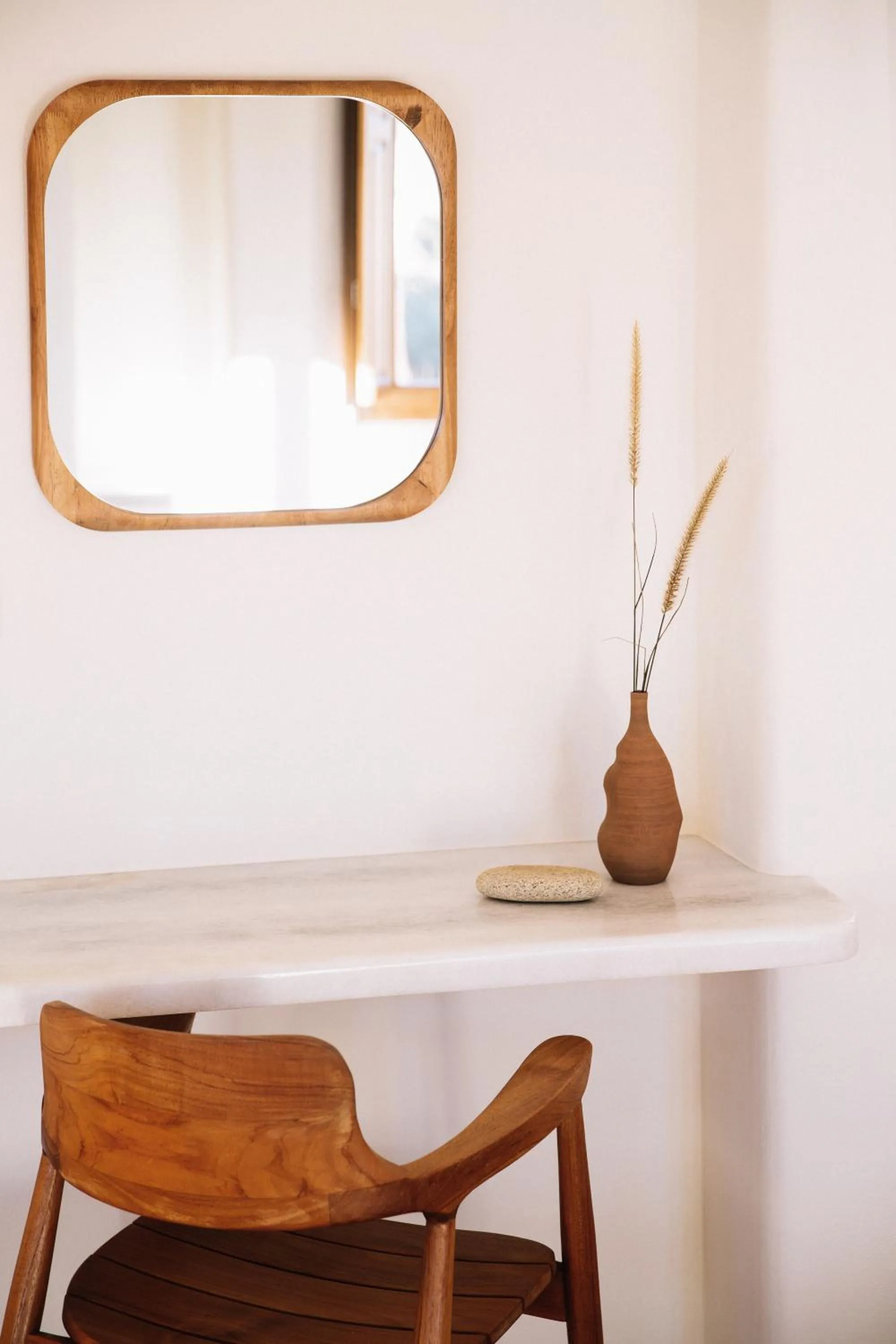 Decorative detail in Ammothines Cycladic Suites