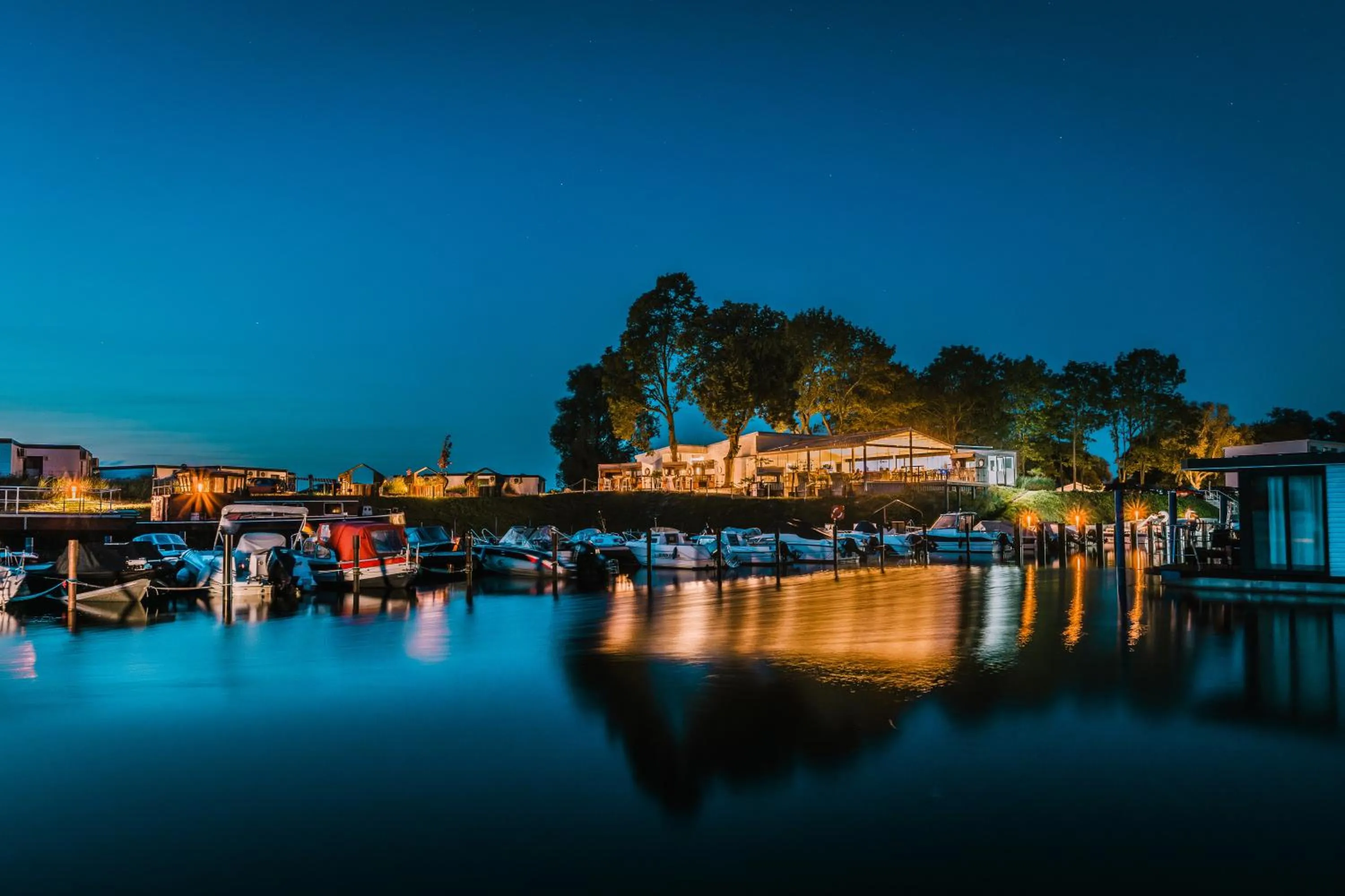 Night in Marina Martinshafen