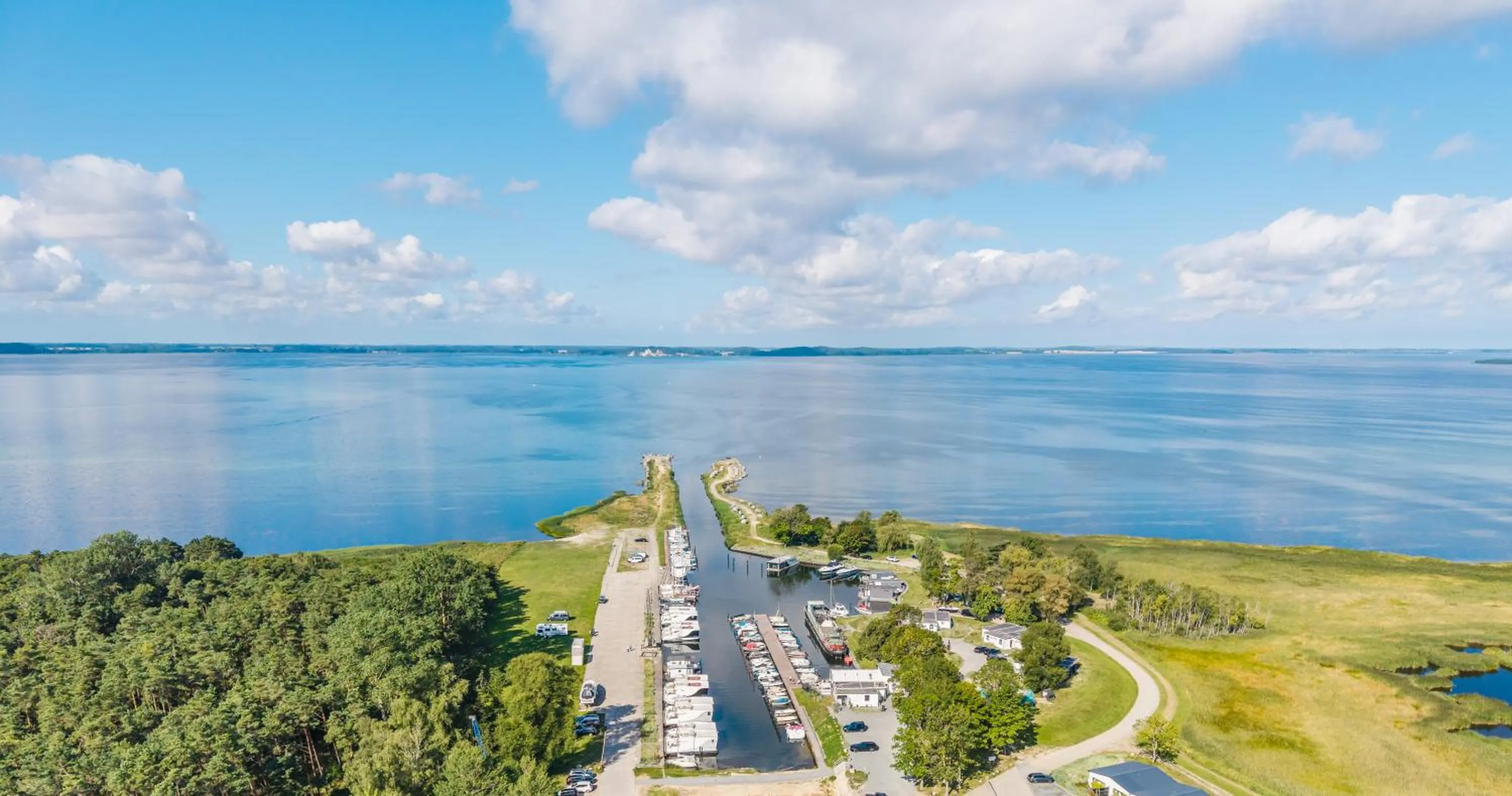 Bird's eye view in Marina Martinshafen