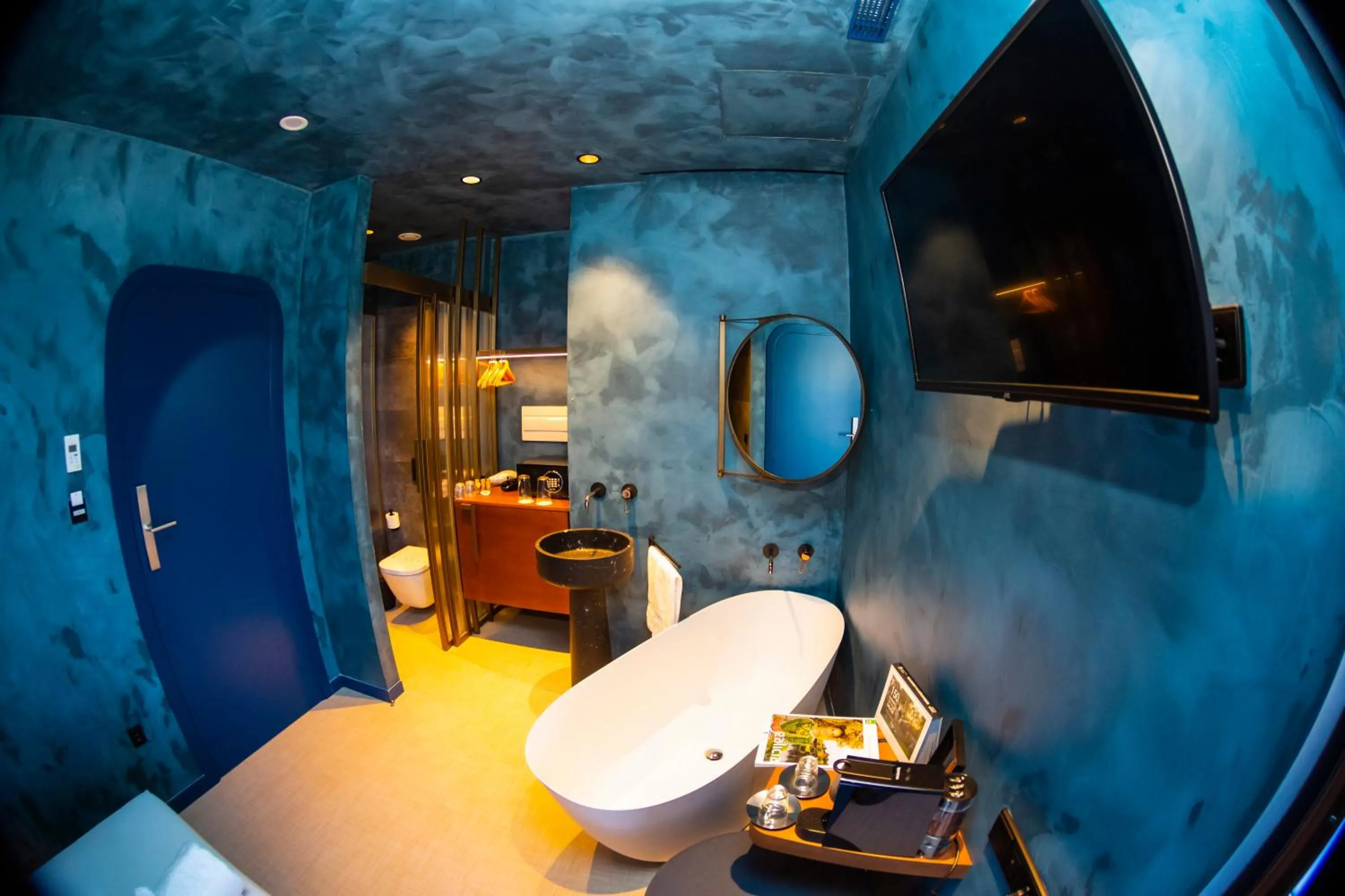 Bathroom in Hotel Faro Lariño