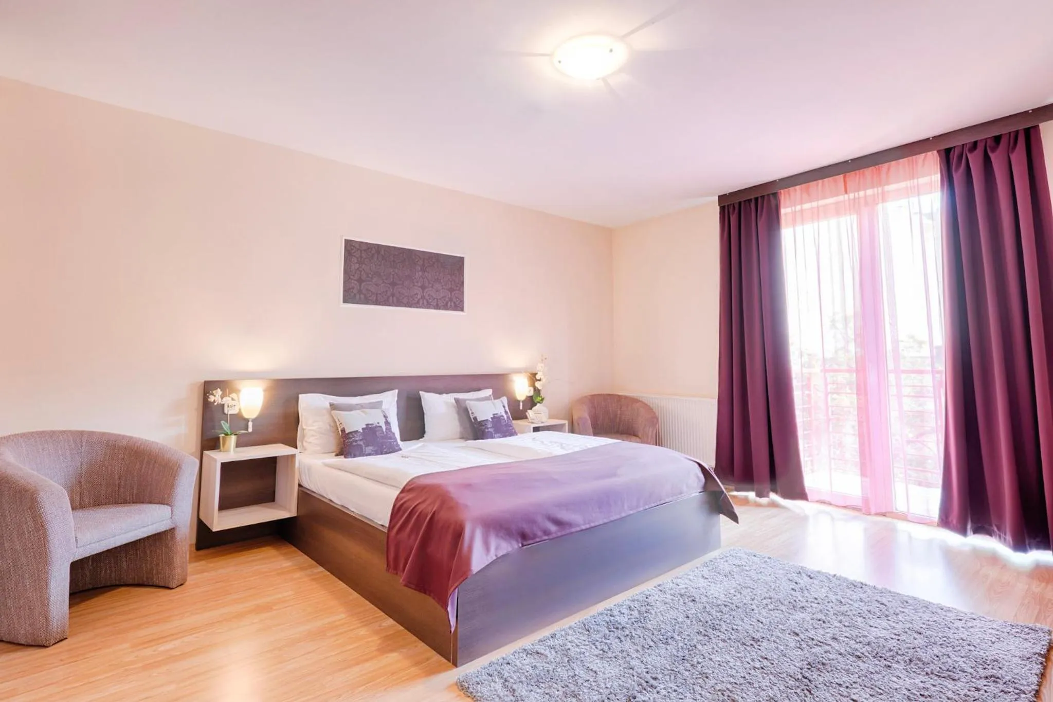 Bedroom, Bed in Triple M Hotel