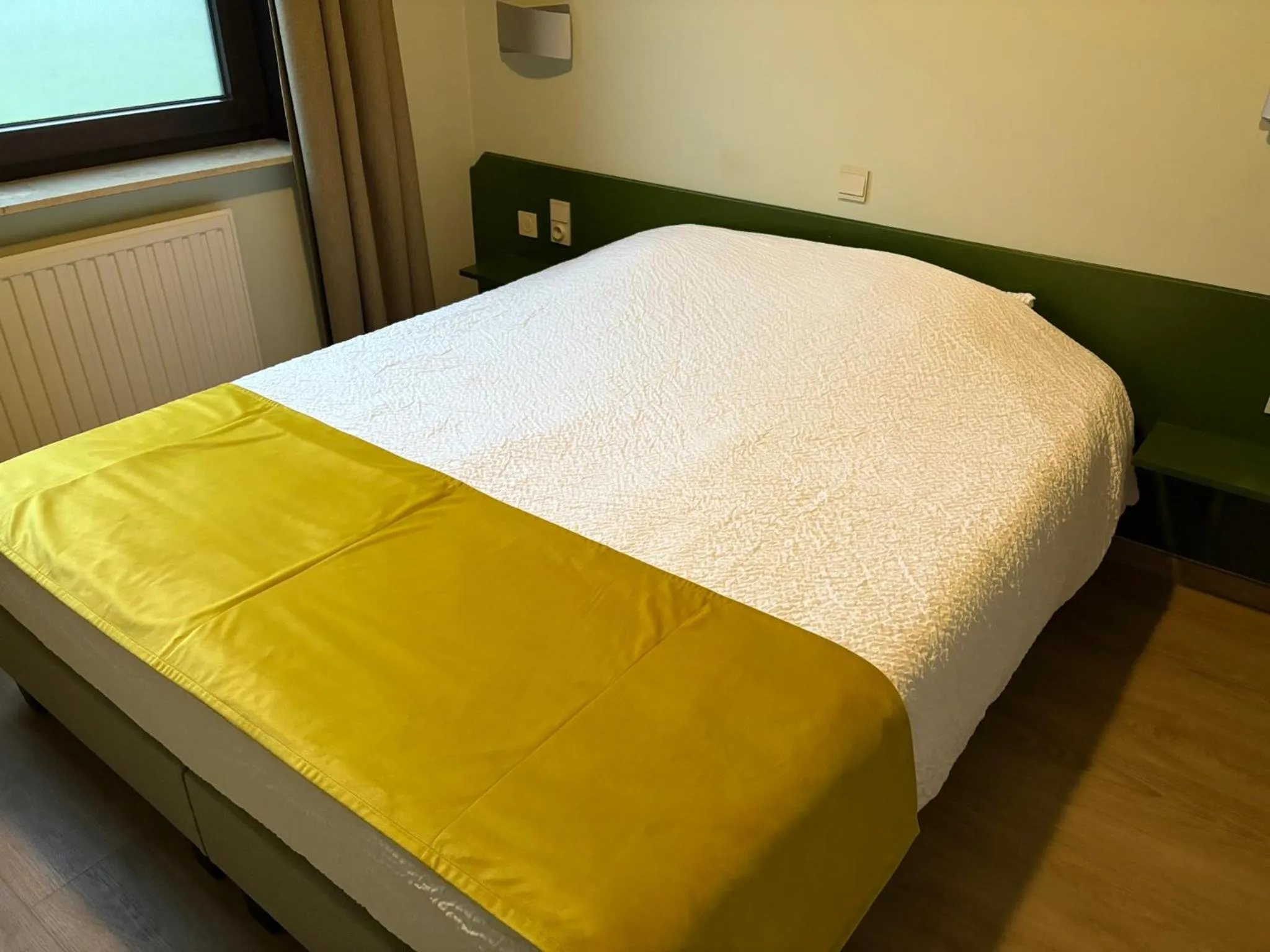 Bed in Hotel en Bistro de Vaart