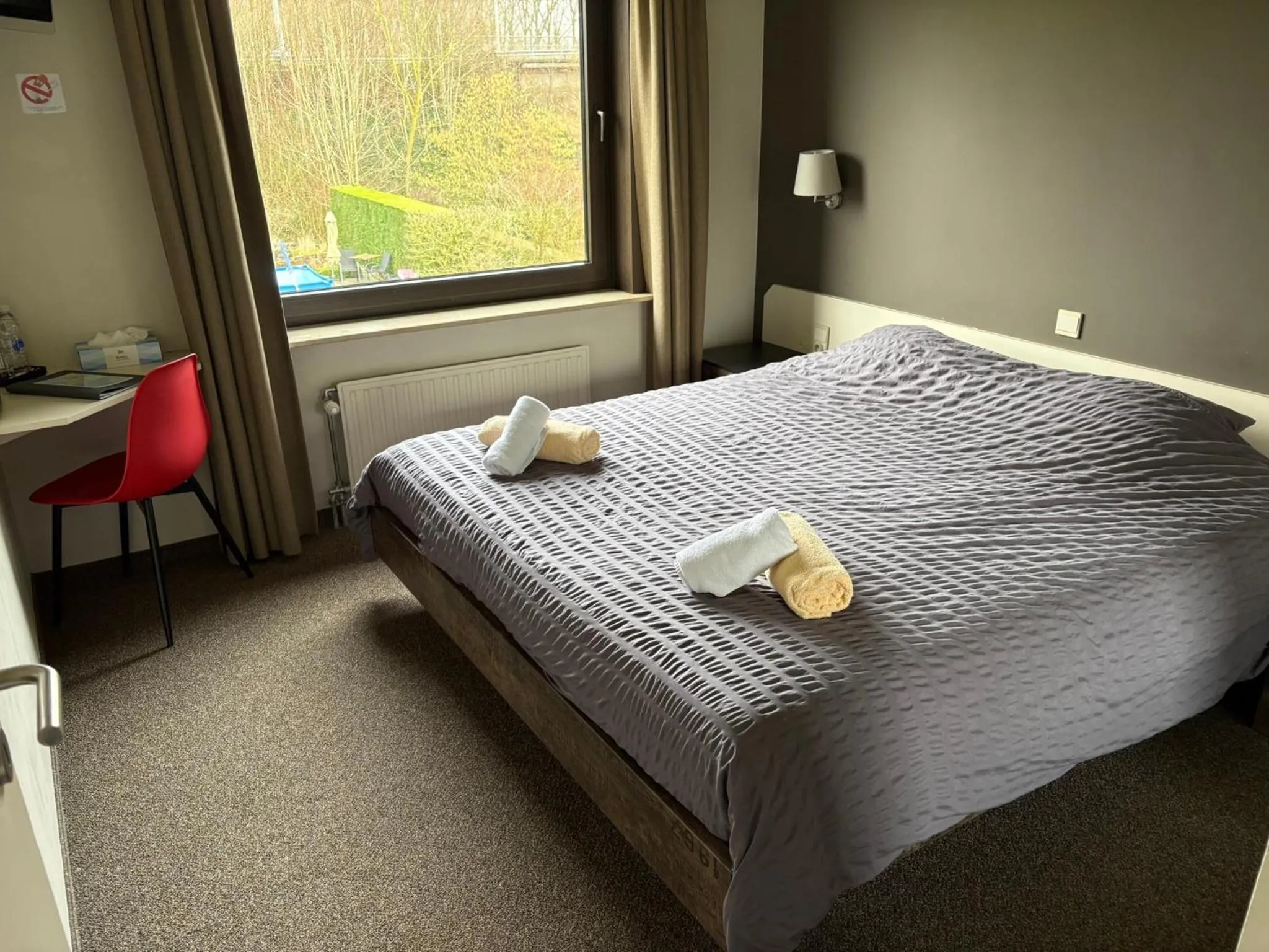 Bed in Hotel en Bistro de Vaart